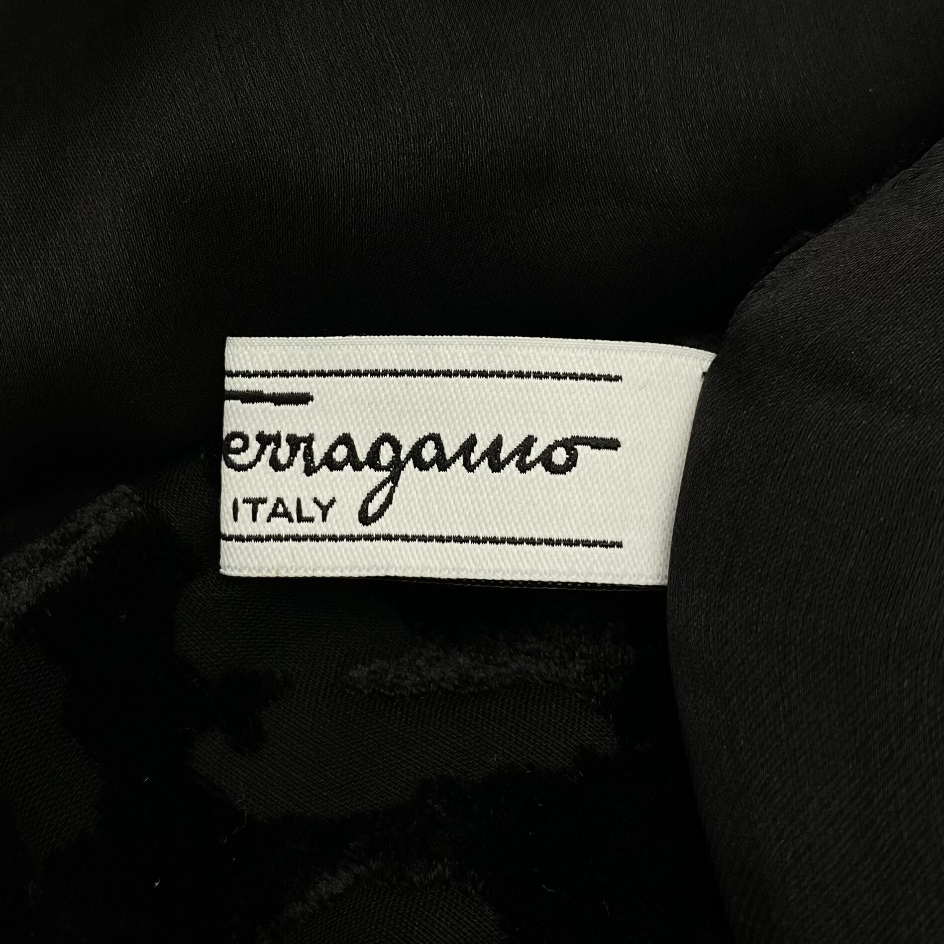 Lenço Salvatore Ferragamo Preto