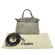 Bolsa Fendi Micro Peekaboo Off White