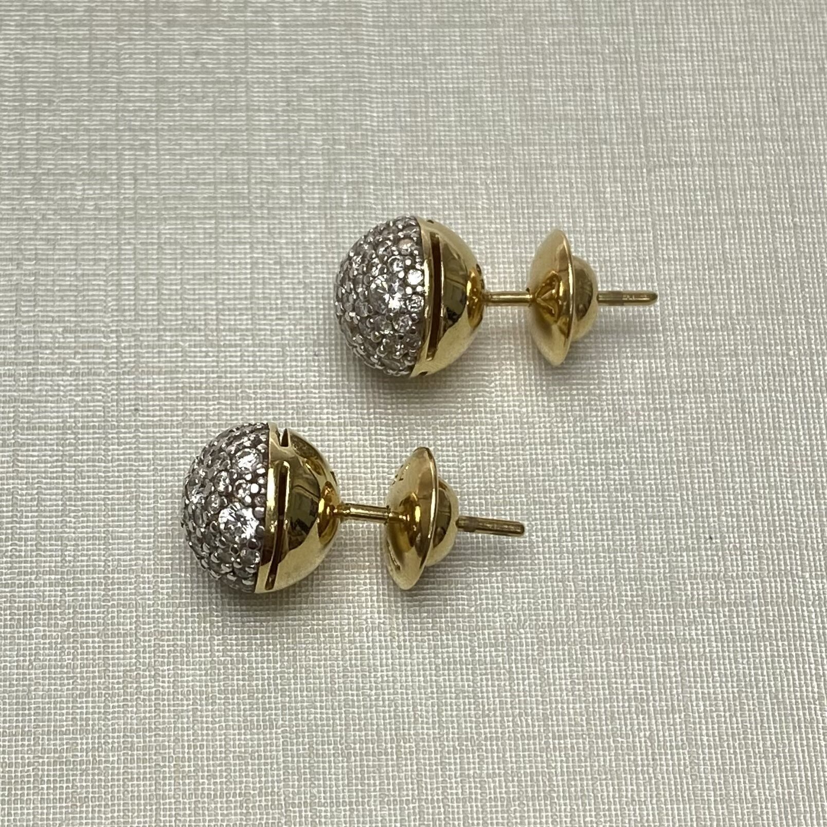 Par de Brincos Vivara Esfera