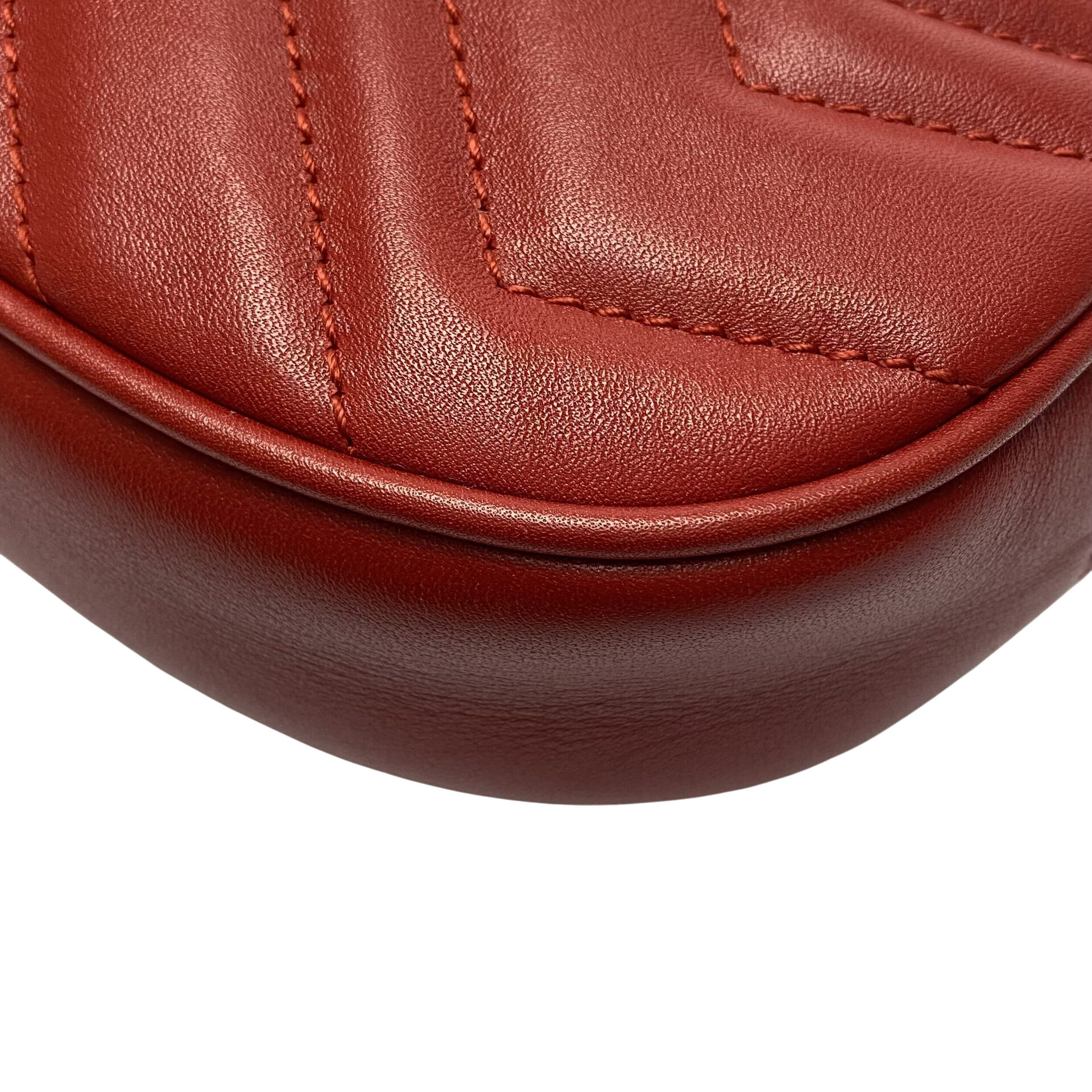 Pochete Gucci GG Marmont Vermelha