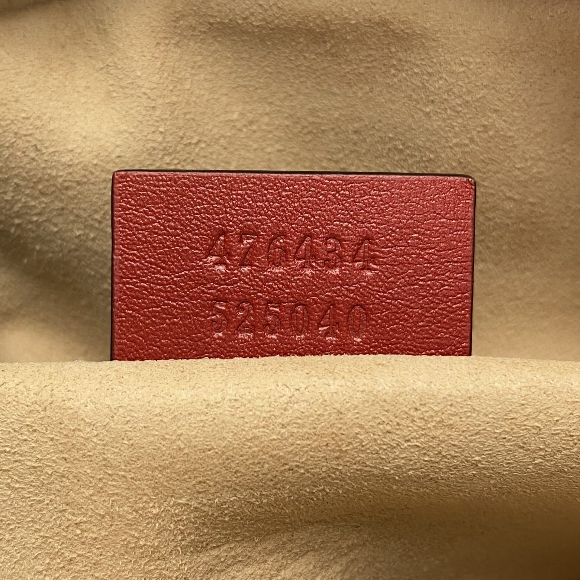 Pochete Gucci GG Marmont Vermelha