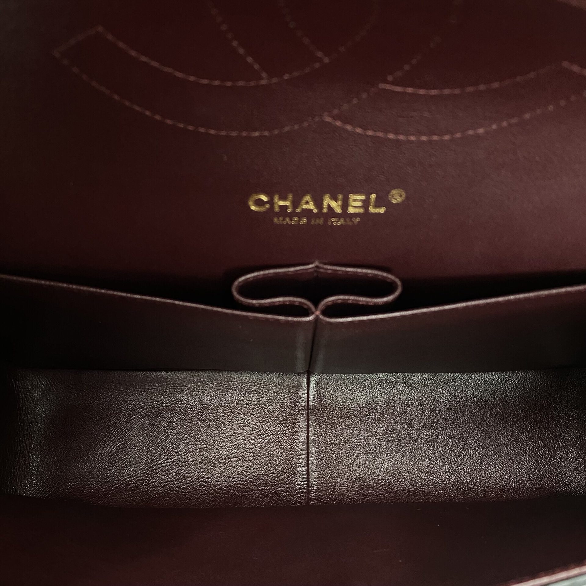 Bolsa Chanel Clássica Double Flap Jumbo Lambskin