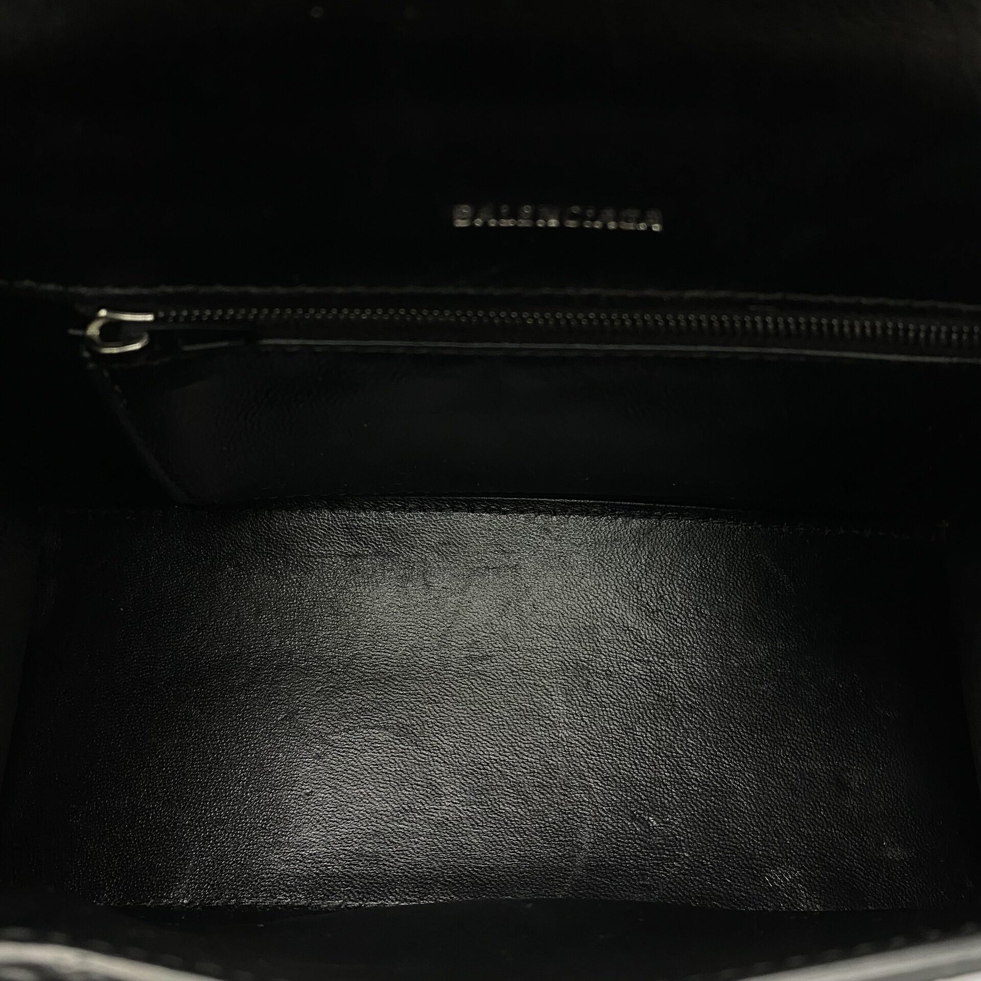 Bolsa Balenciaga Hourglass Crocodile Preta