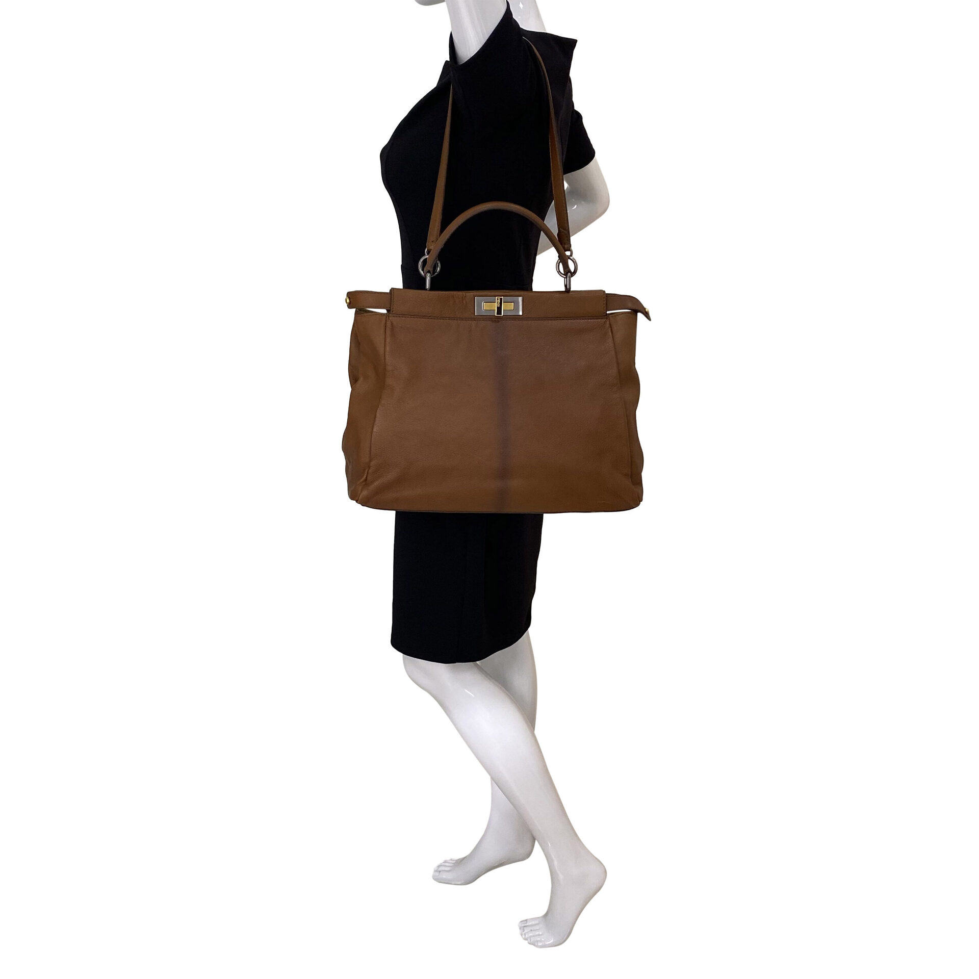 Bolsa Fendi Peekaboo Marrom