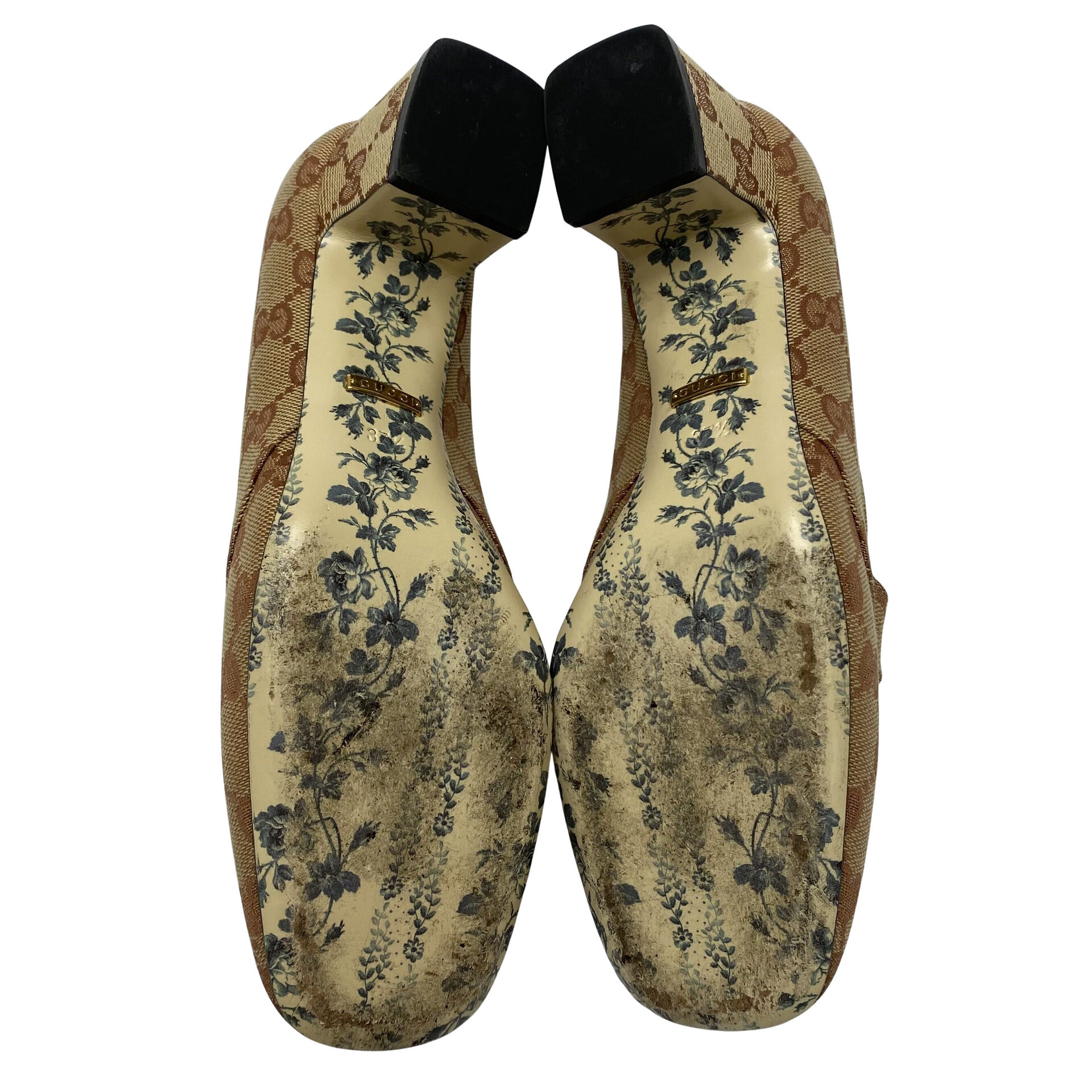 Sapato Gucci Monograma