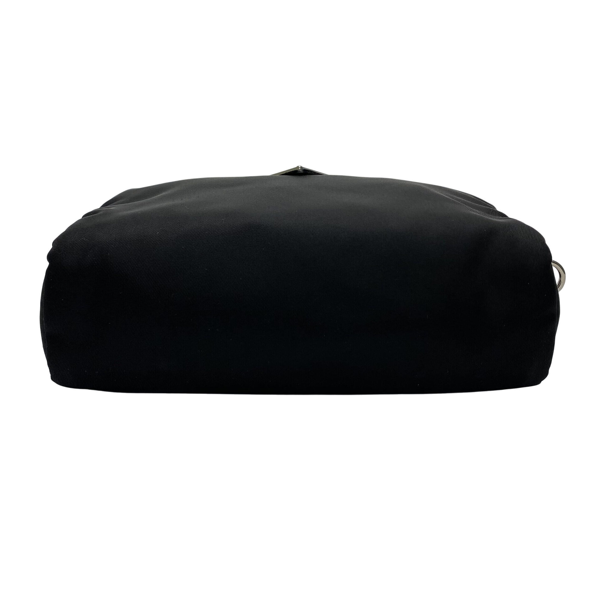 Clutch Prada Re-Nylon Preta