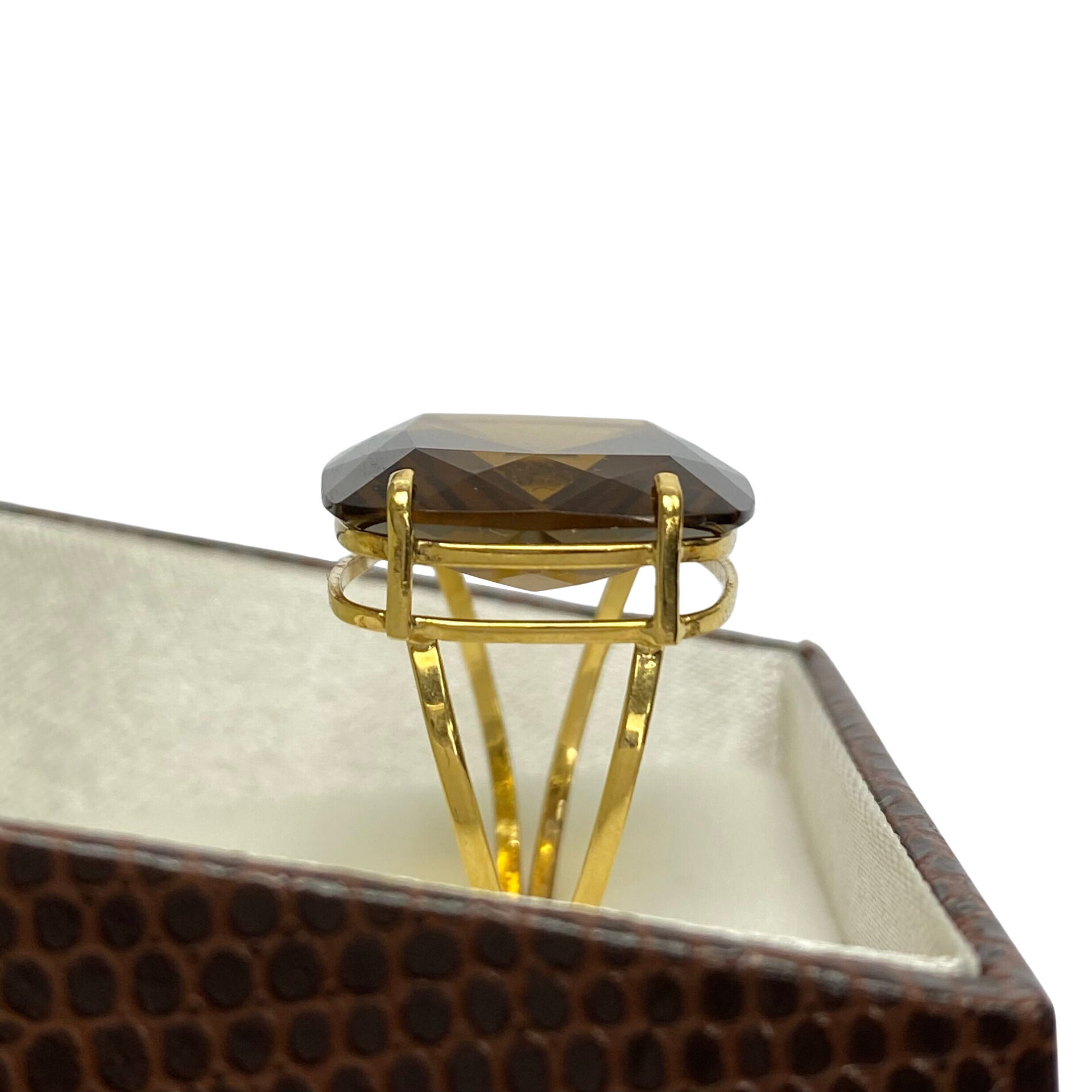Anel Ouro Amarelo com Citrino
