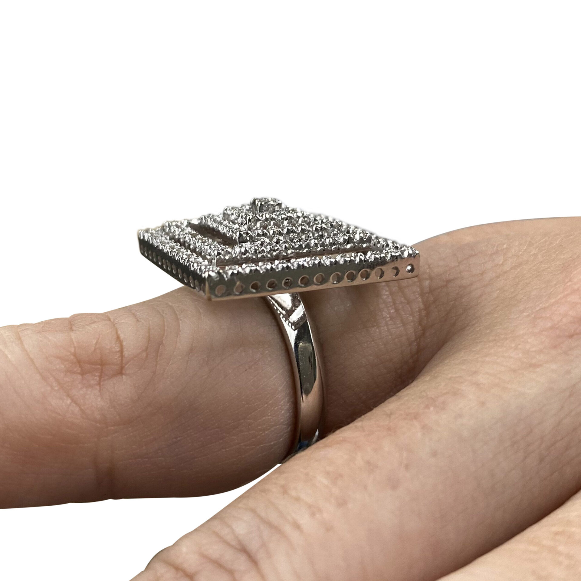 Anel Vivara Ouro Branco com Diamantes