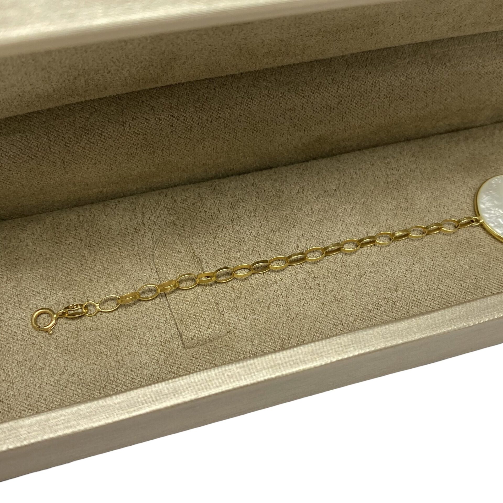 Pulseira Nossa Senhora Madrepérola