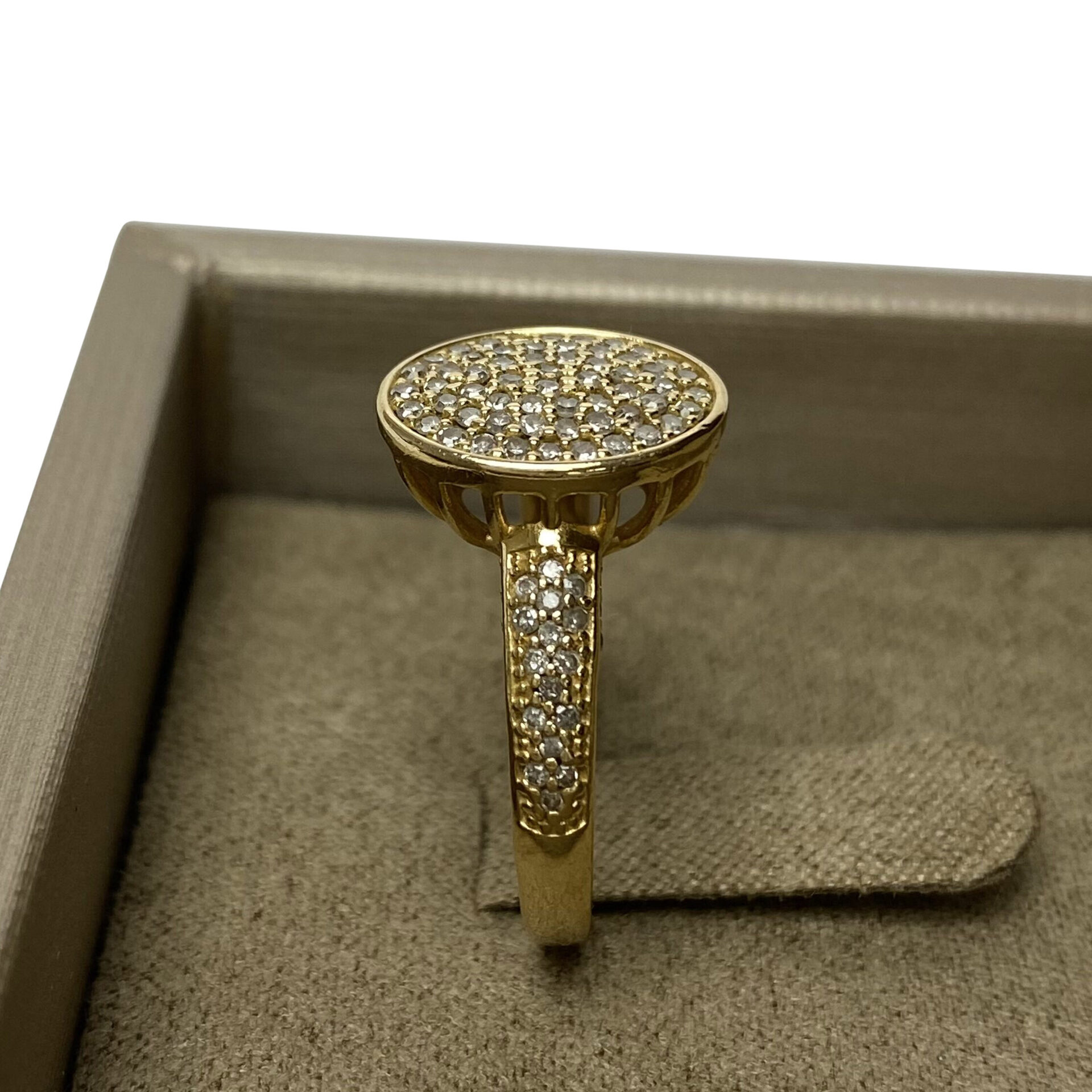 Anel Ouro Amarelo e Diamantes
