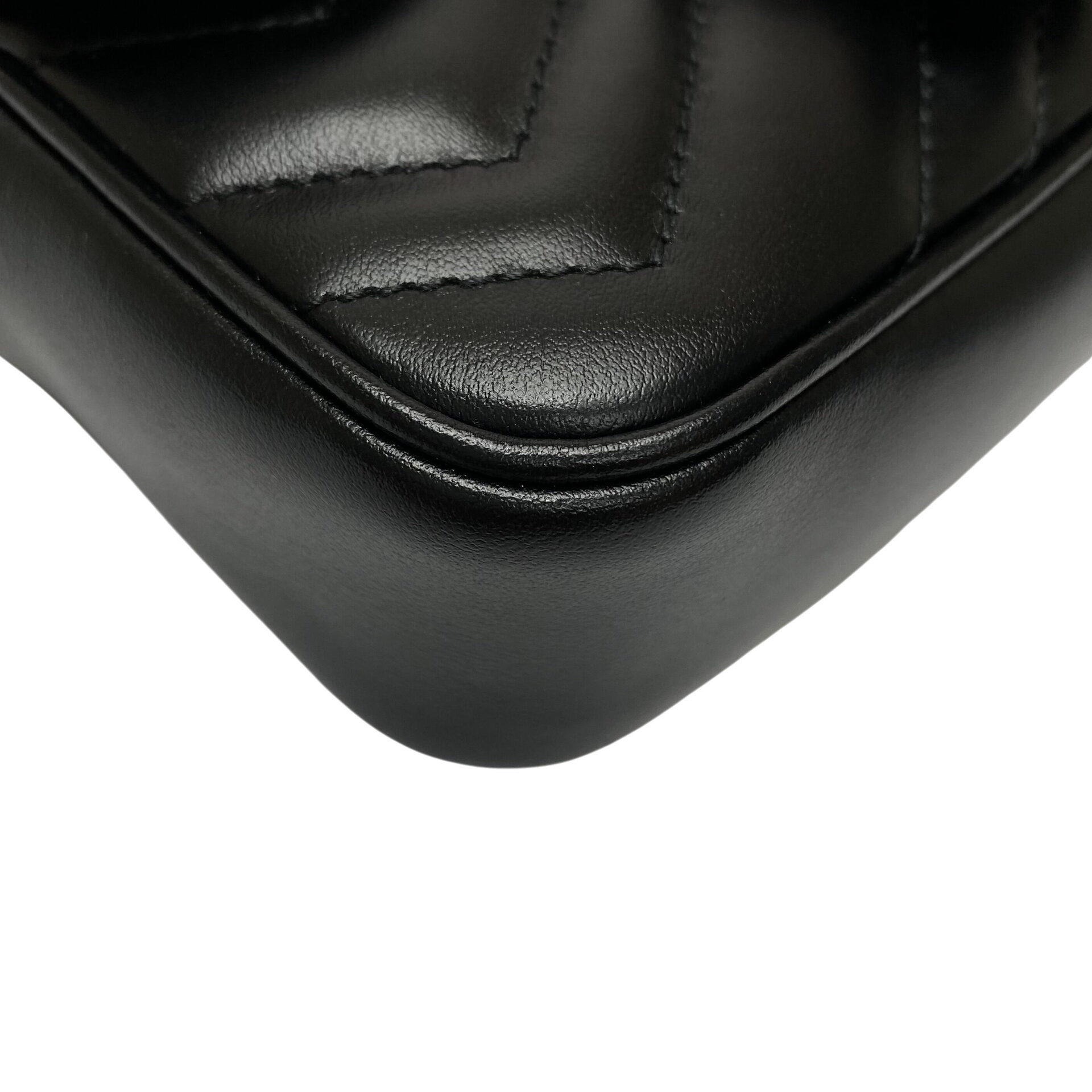 Bolsa Gucci GG Marmont Super Mini Preta