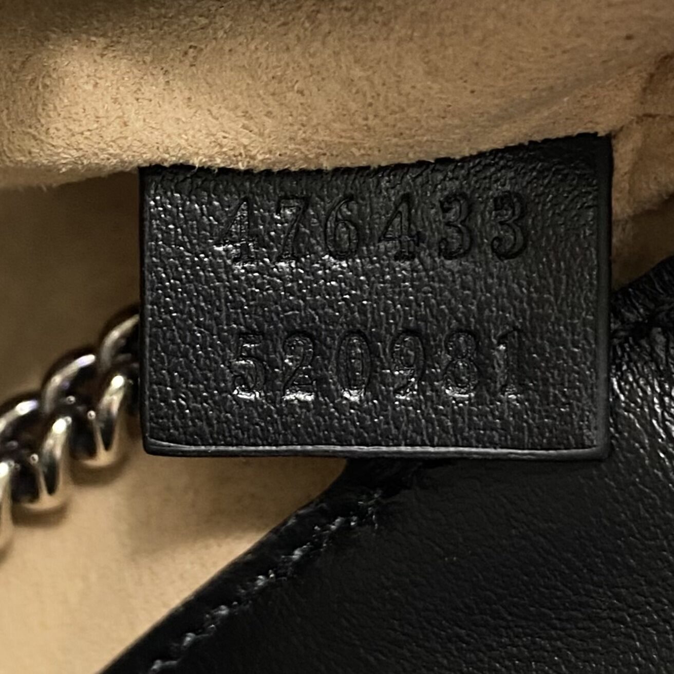 Bolsa Gucci GG Marmont Super Mini Preta