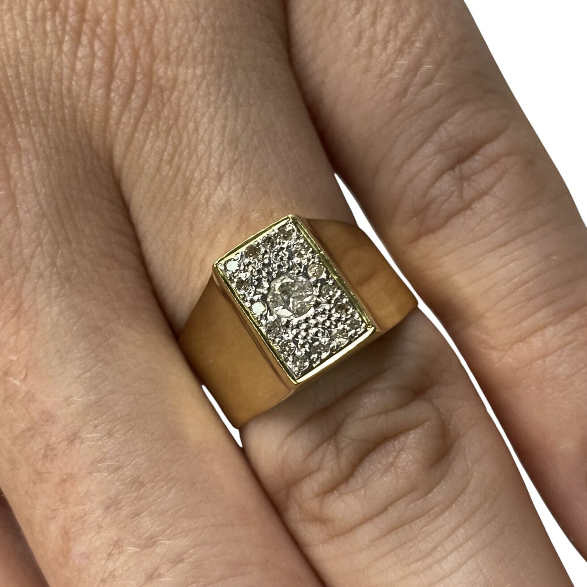 Anel Ouro Amarelo com Diamantes