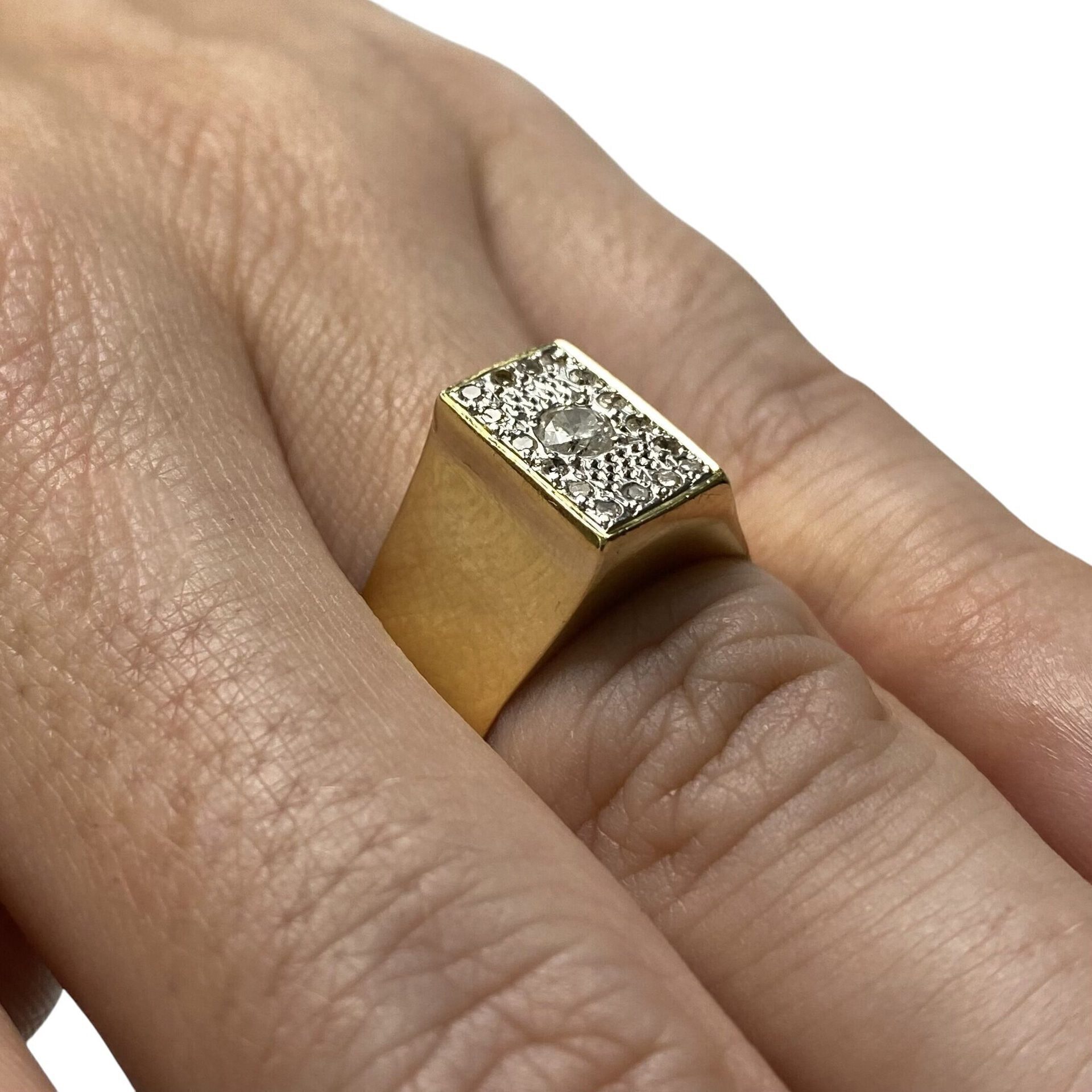 Anel Ouro Amarelo com Diamantes
