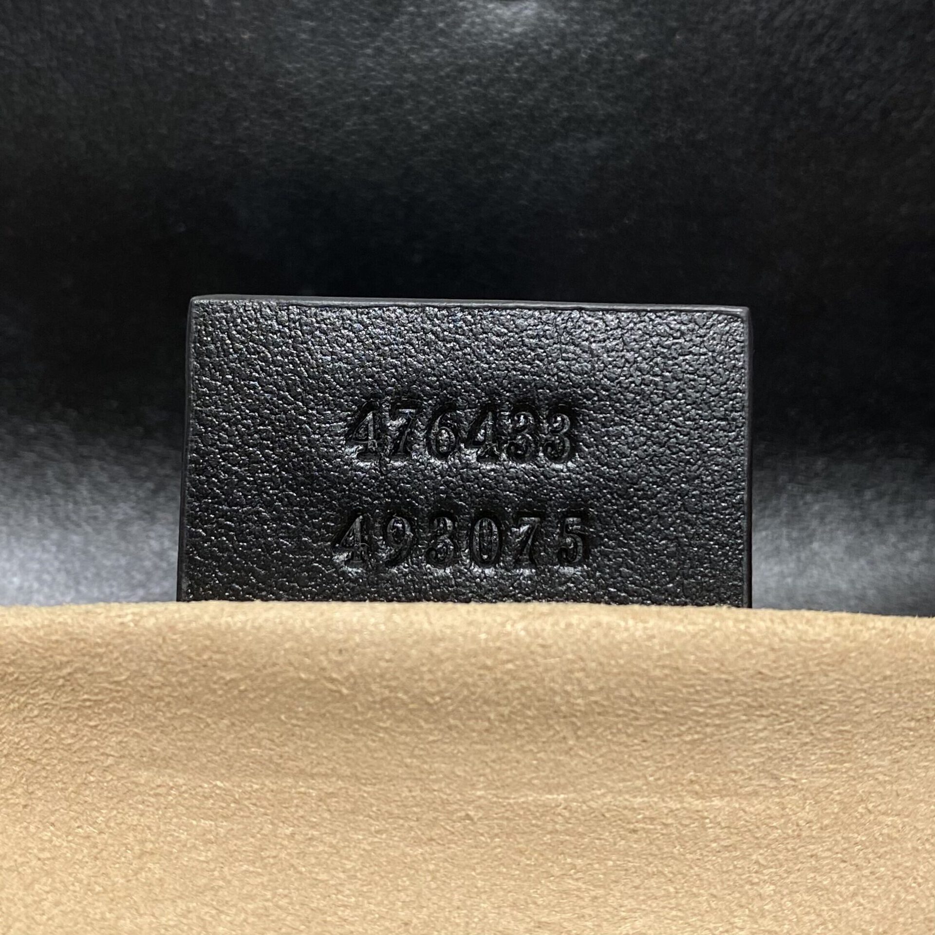 Bolsa Gucci GG Marmont Super Mini Preta