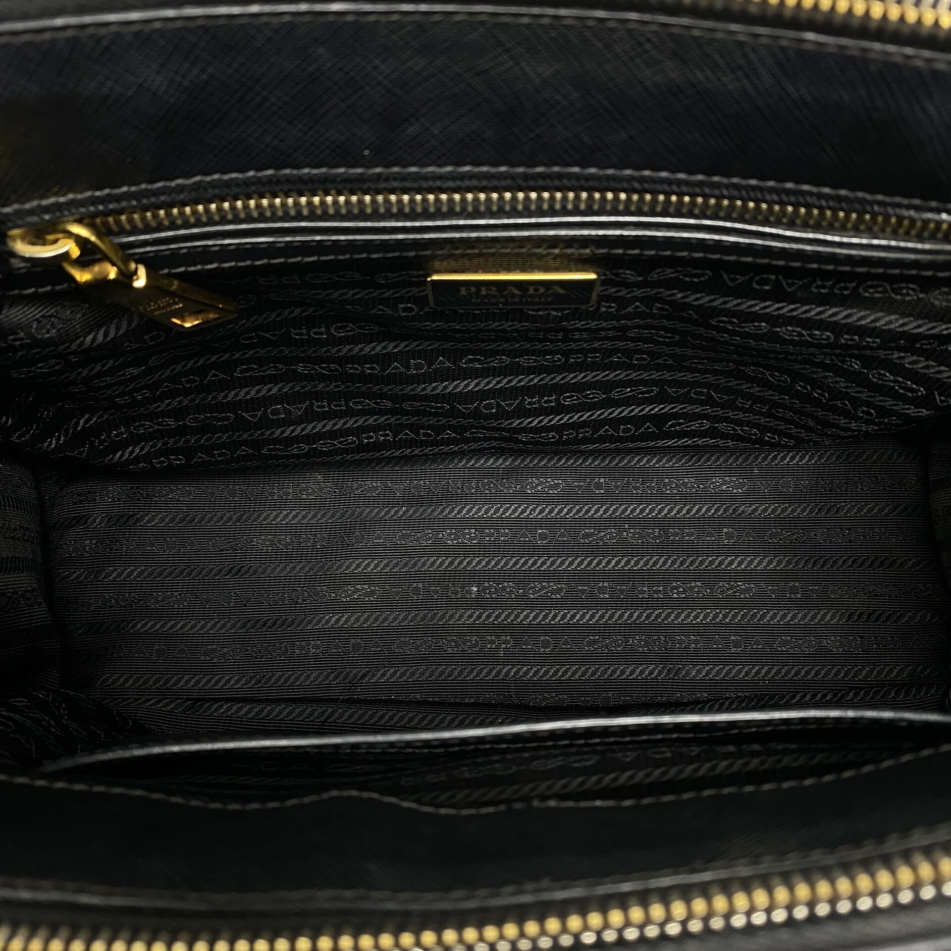Bolsa Prada Galleria Couro Saffiano Preta