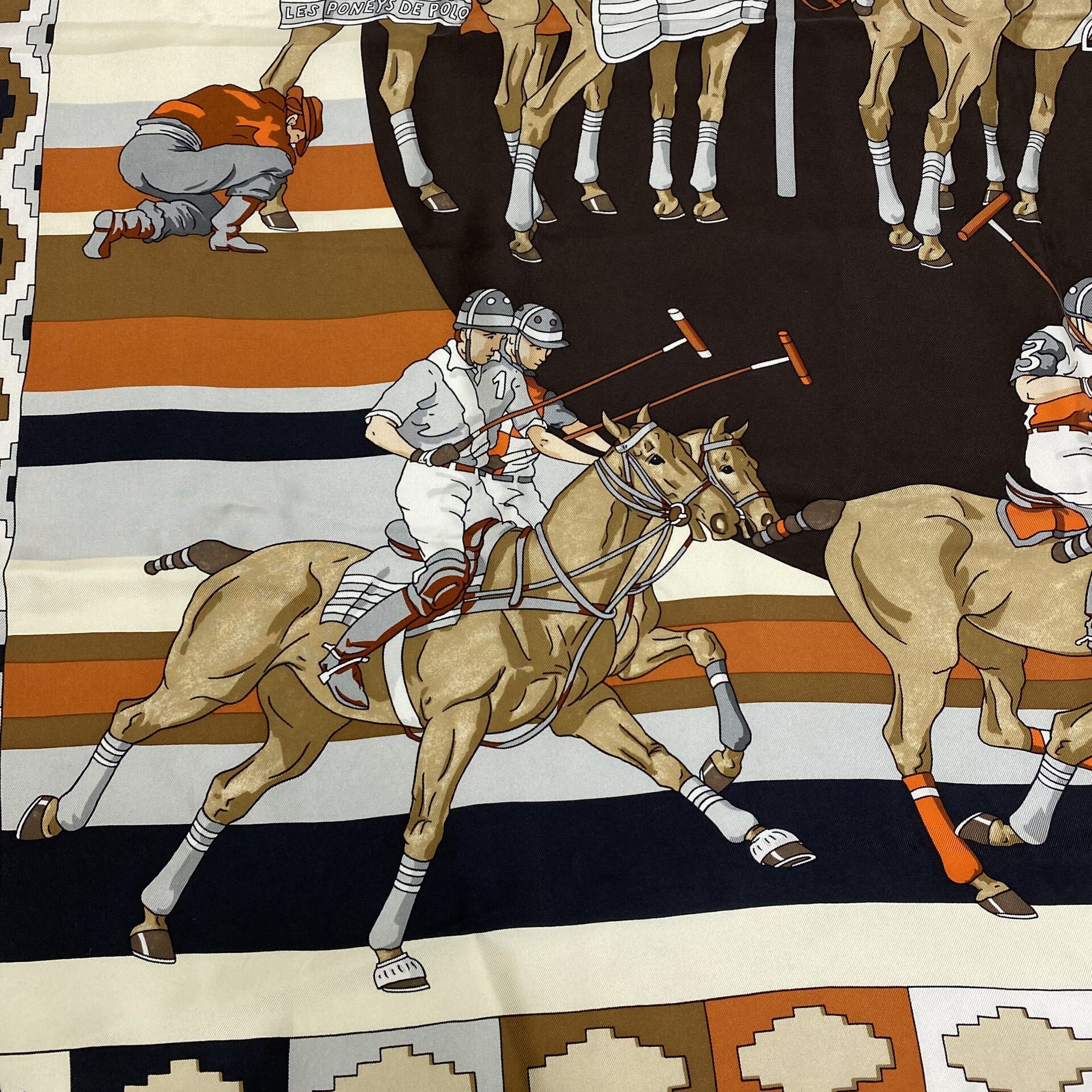 Lenço Hermès