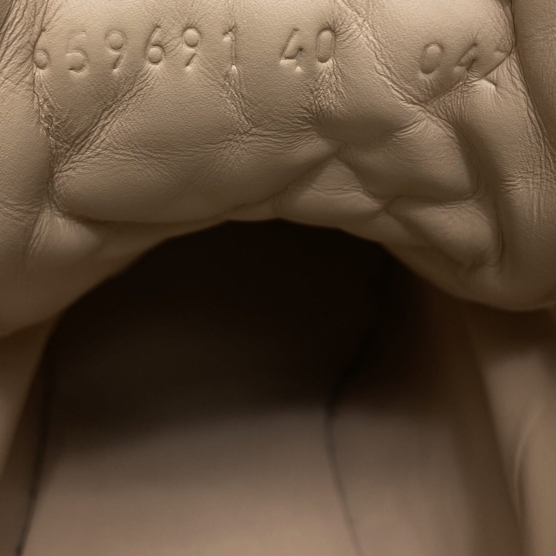 Bota Gucci GG Supreme Combat e Couro Off White