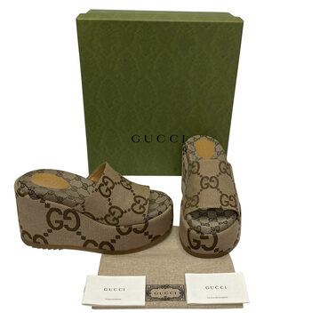 Slide Gucci Plataforma Monograma