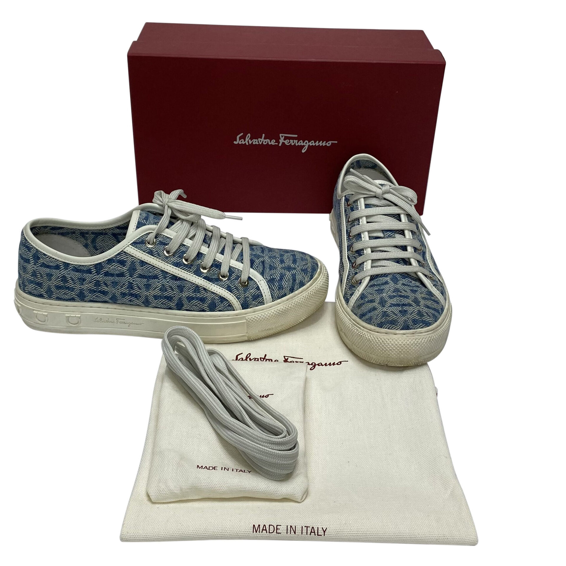 Tênis Salvatore Ferragamo Monograma Denim