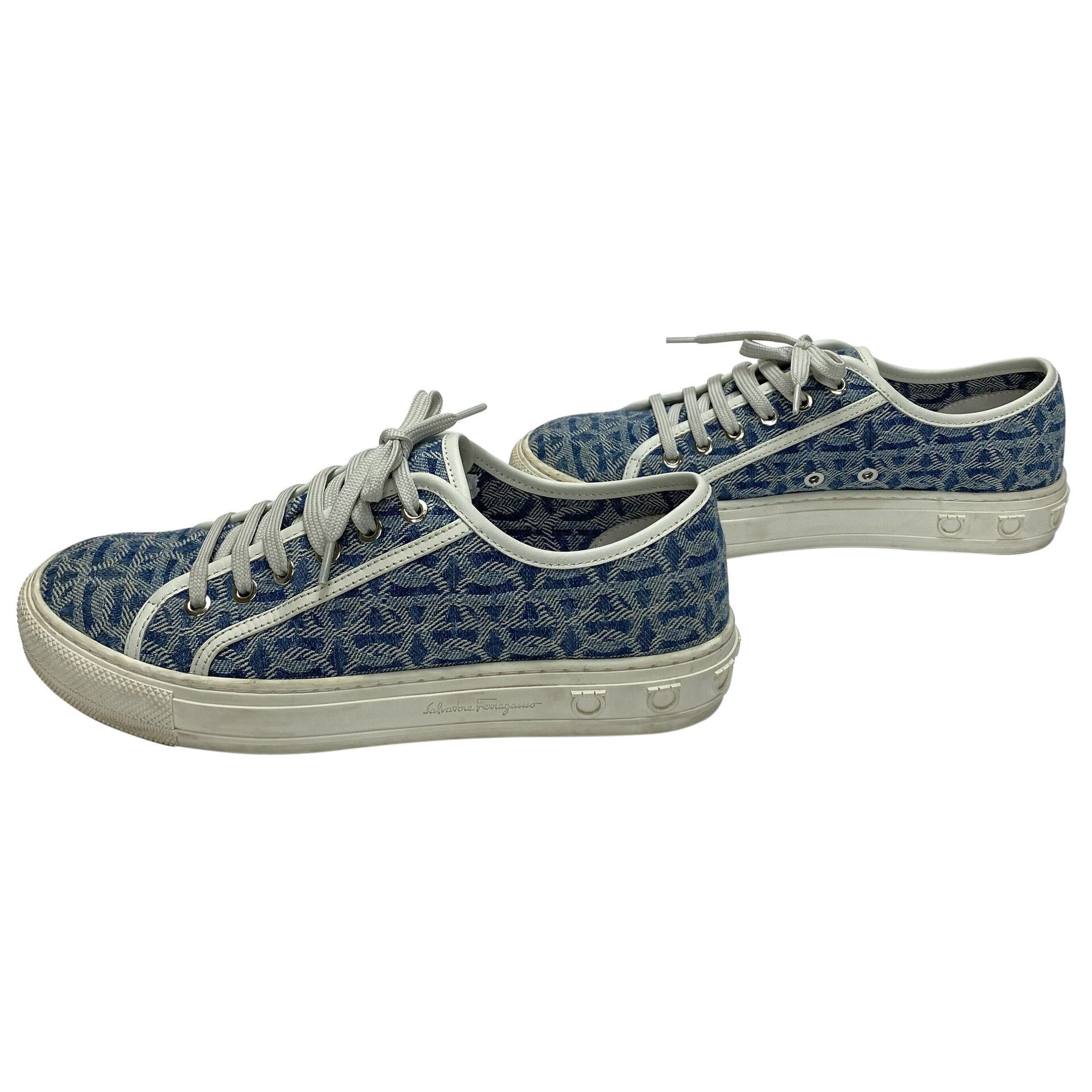 Tênis Salvatore Ferragamo Monograma Denim