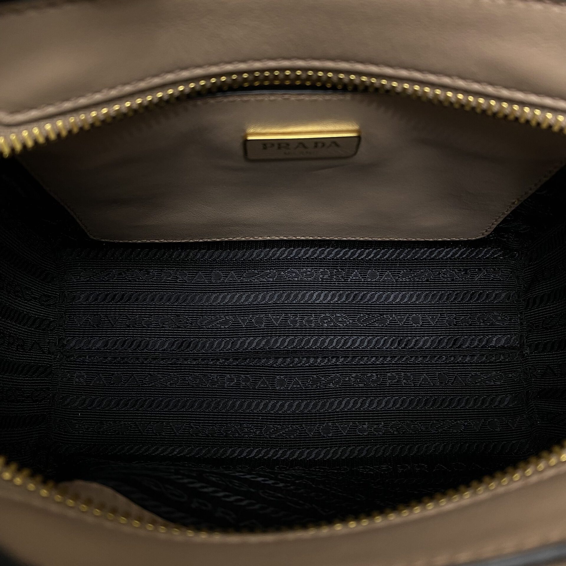 Bolsa Prada Mini Couro Saffiano Nude