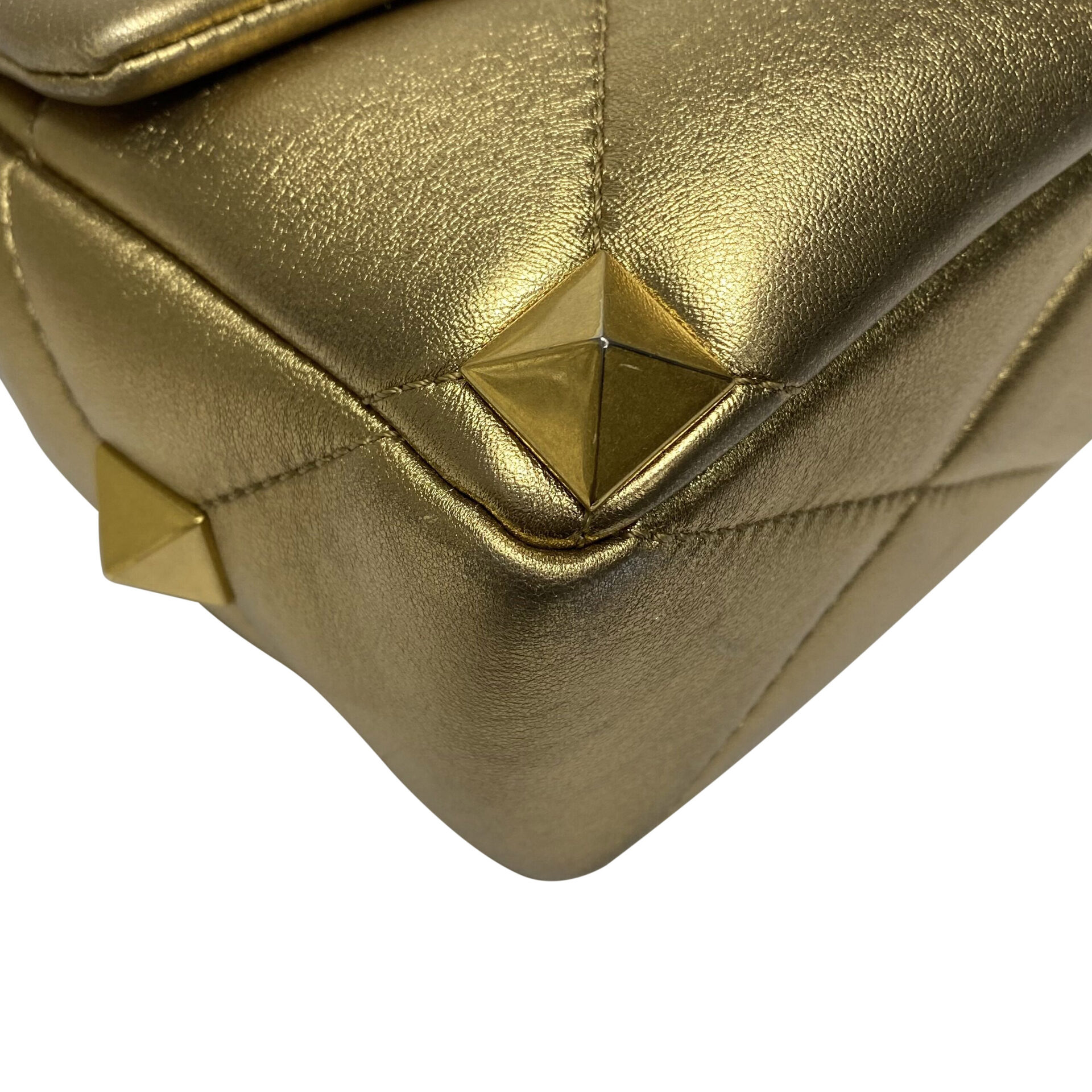 Bolsa Valentino Garavani Roman Stud Metalizada