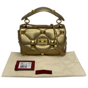 Bolsa Valentino Garavani Roman Stud Metalizada
