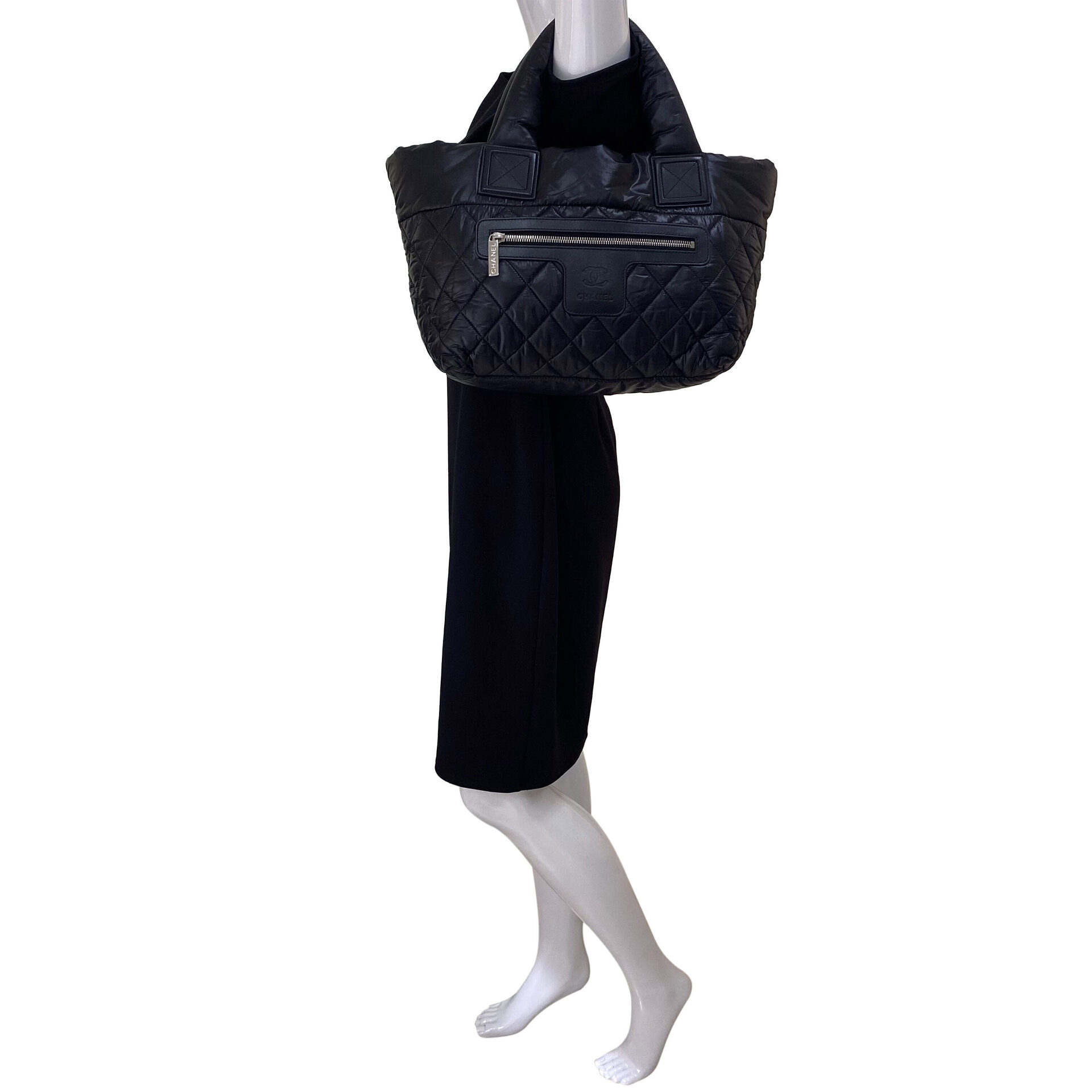 Bolsa Chanel Coco Cocoon Nylon Matelassê Preta