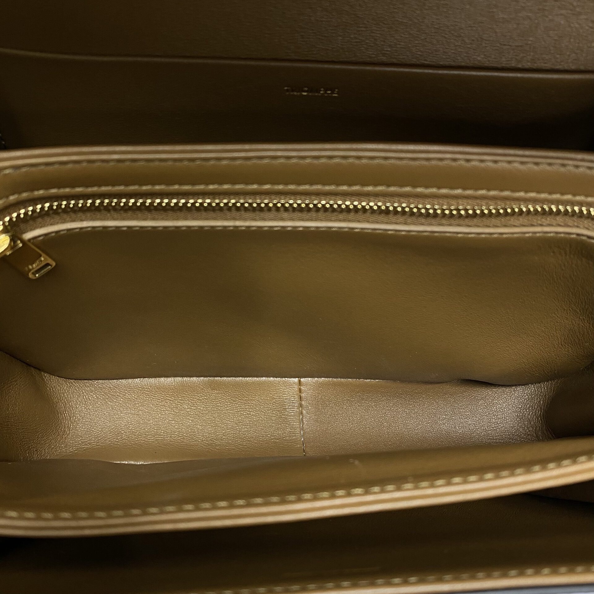 Bolsa Celine Triomphe Caramelo