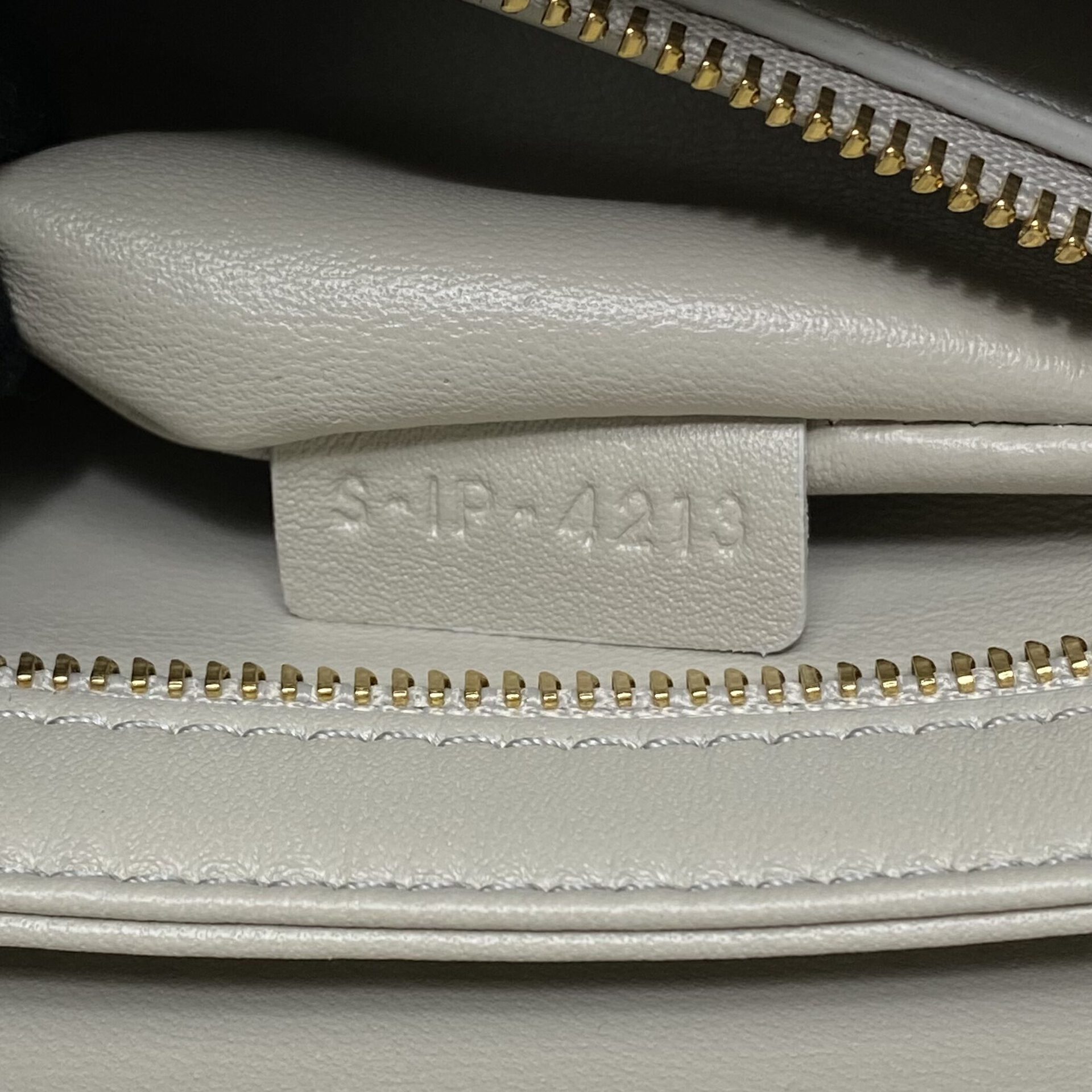 Bolsa Celine Triomphe Off White