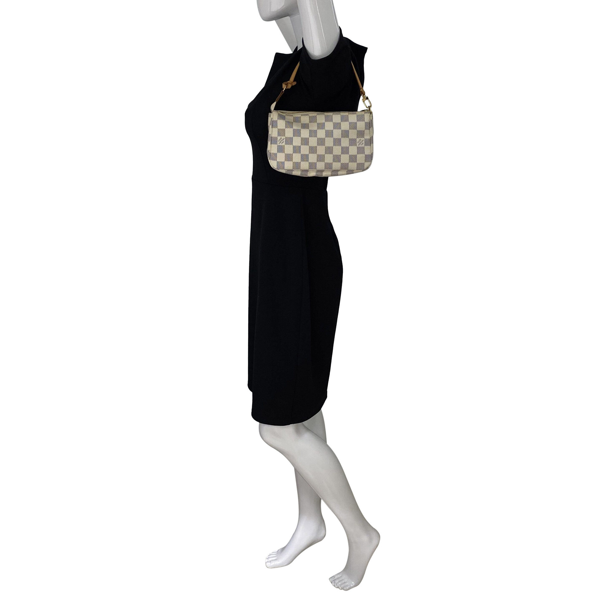 Bolsa Louis Vuitton Pochette Accessoires Damier Azur