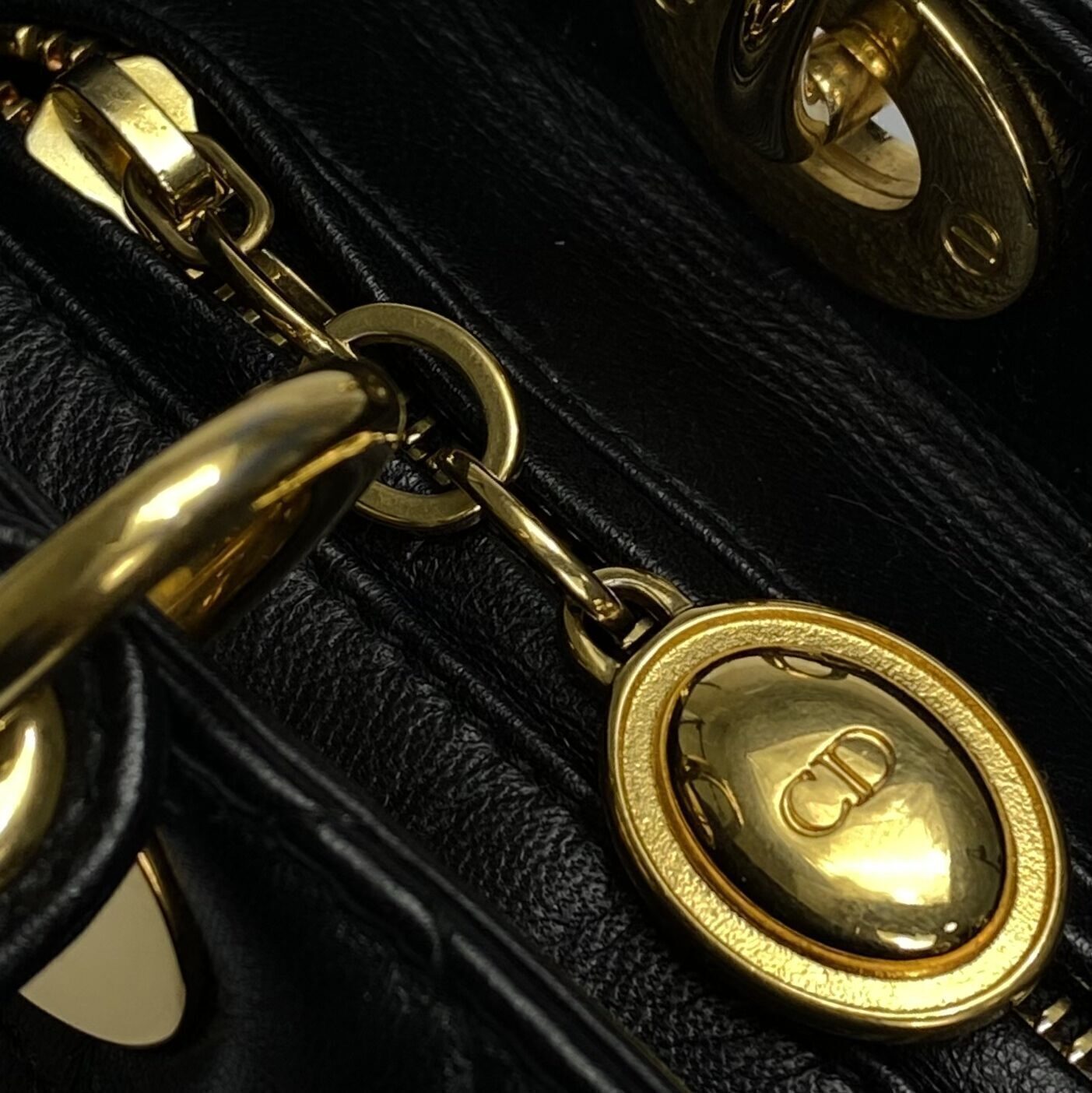 Bolsa Christian Dior Lady Dior Preta