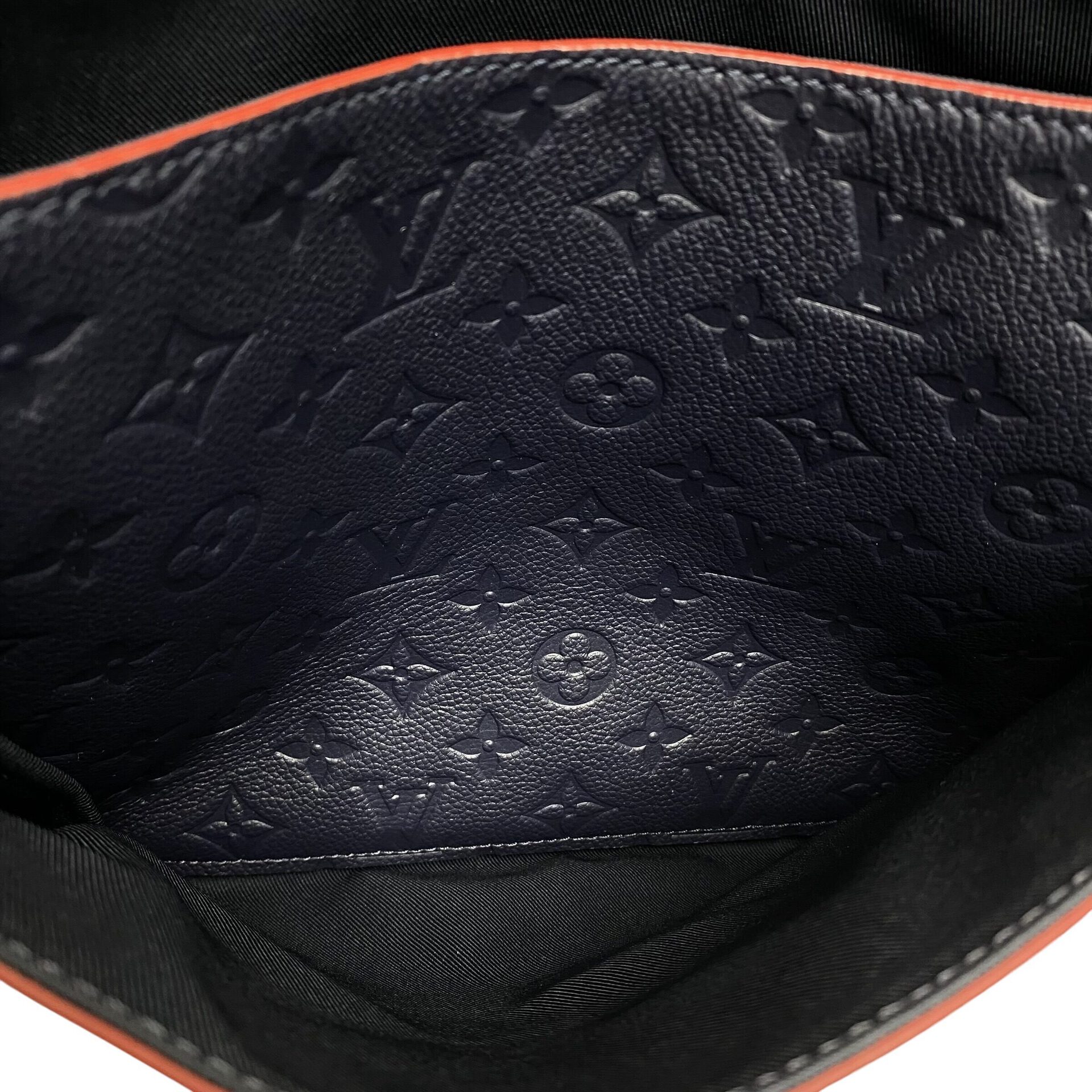 Bolsa Louis Vuitton Blanche Empreinte Azul Marinho