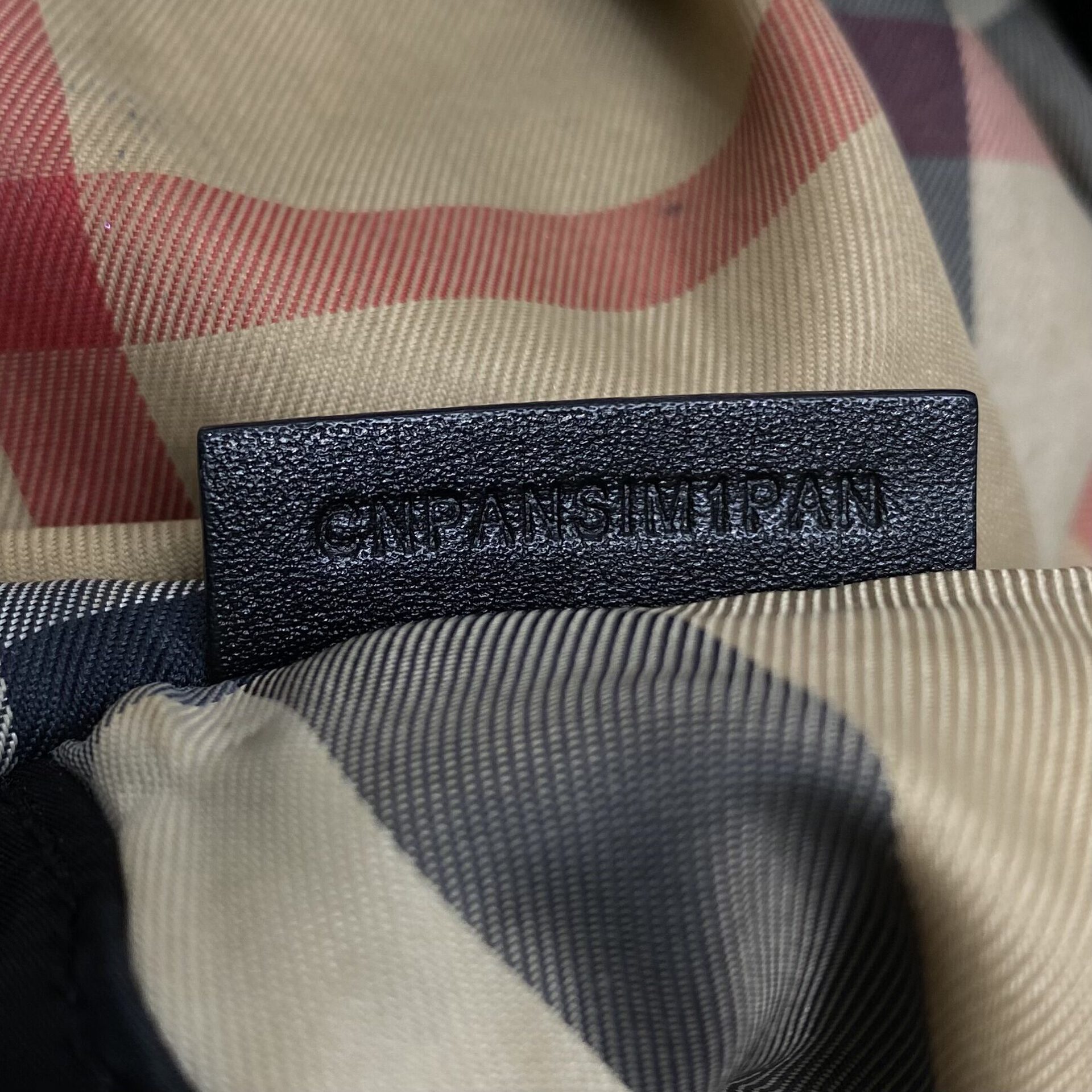 Bolsa Burberry Buckleigh Packable Nylon Preta