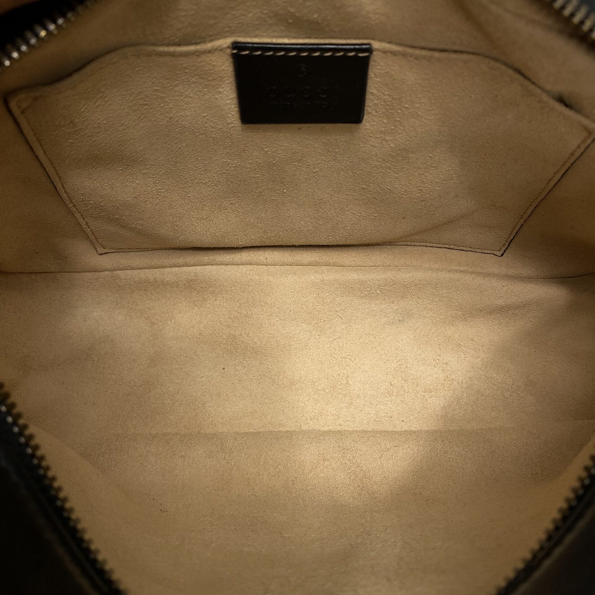 Bolsa Gucci GG Marmont Preta
