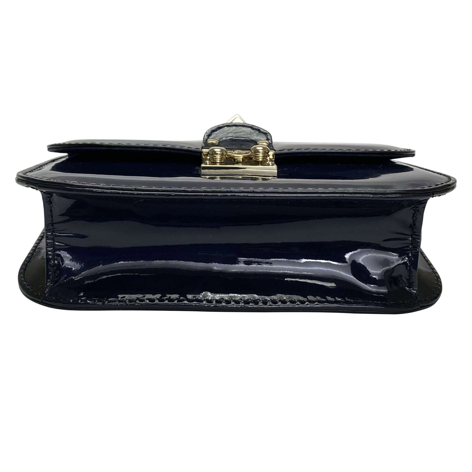 Bolsa Valentino Garavani Glam Lock Azul Marinho