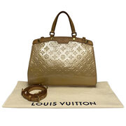 Bolsa Louis Vuittton Brea Verniz Bege