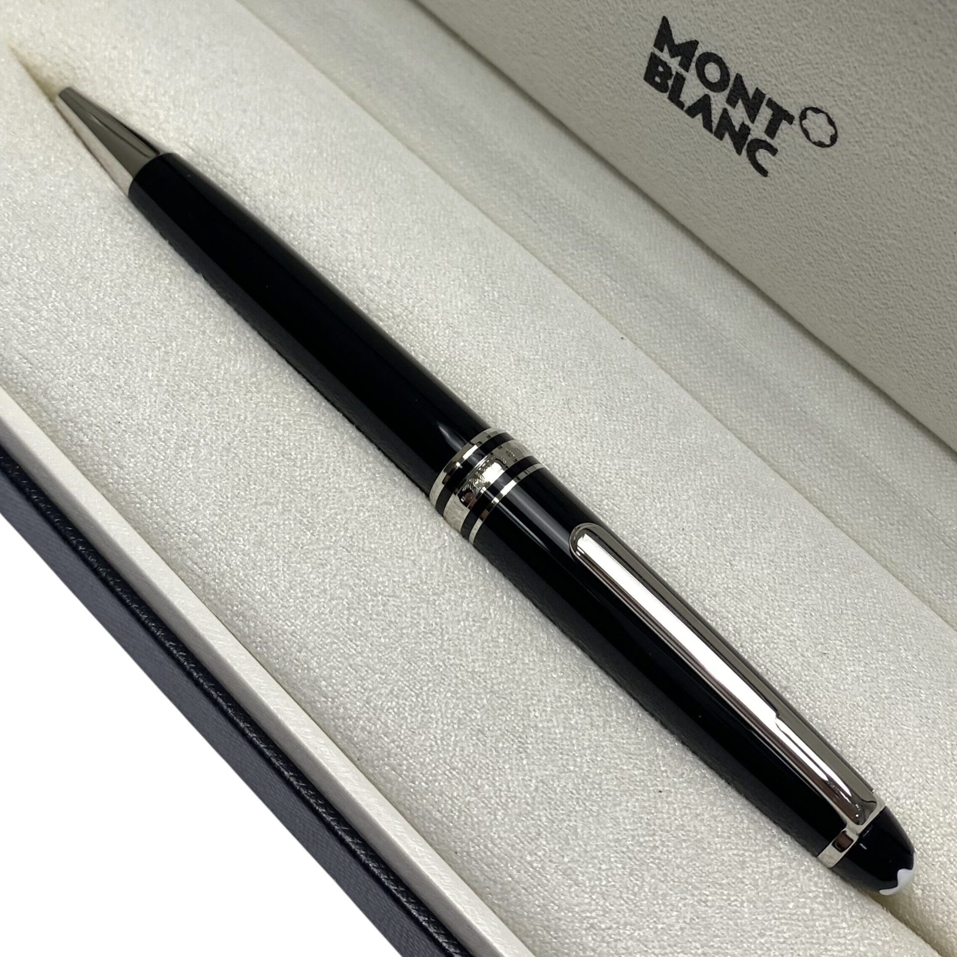 Caneta Montblanc Meisterstuck Classique Preta