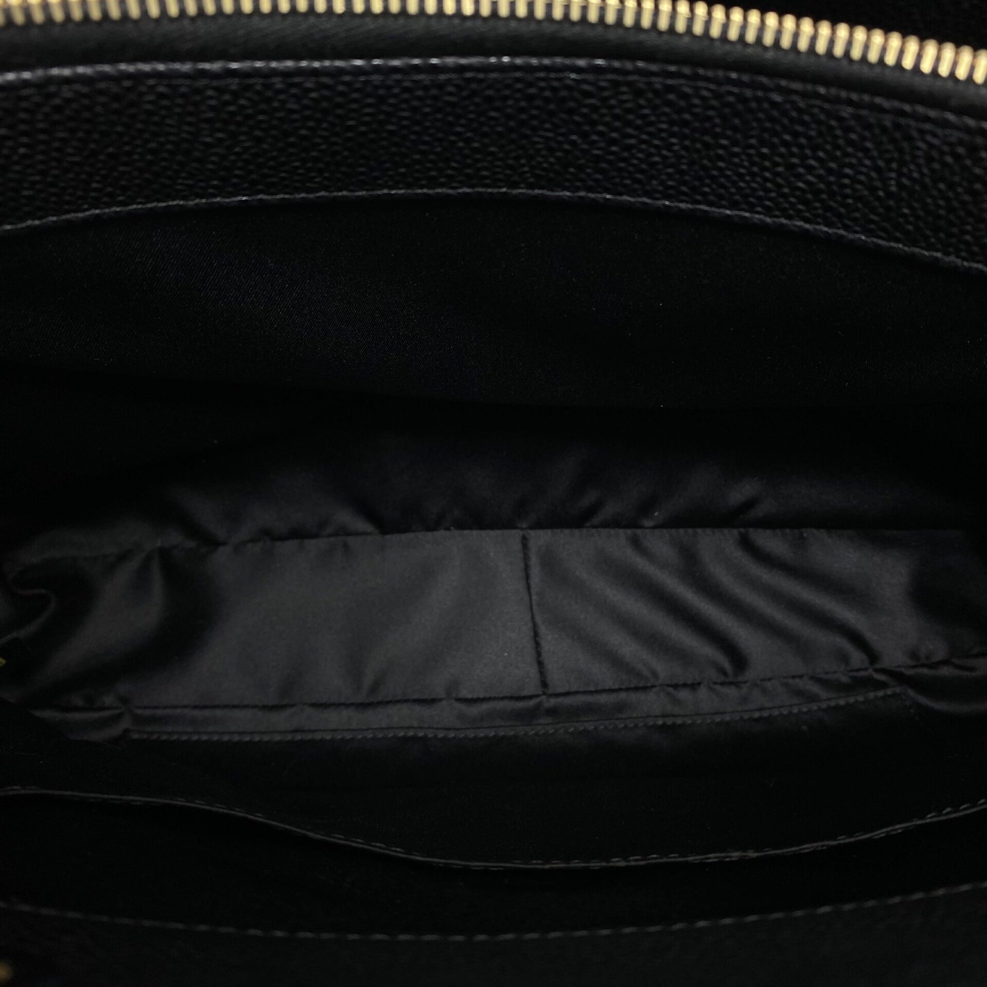 Bolsa Chanel Grand Shopping Tote GST Preta
