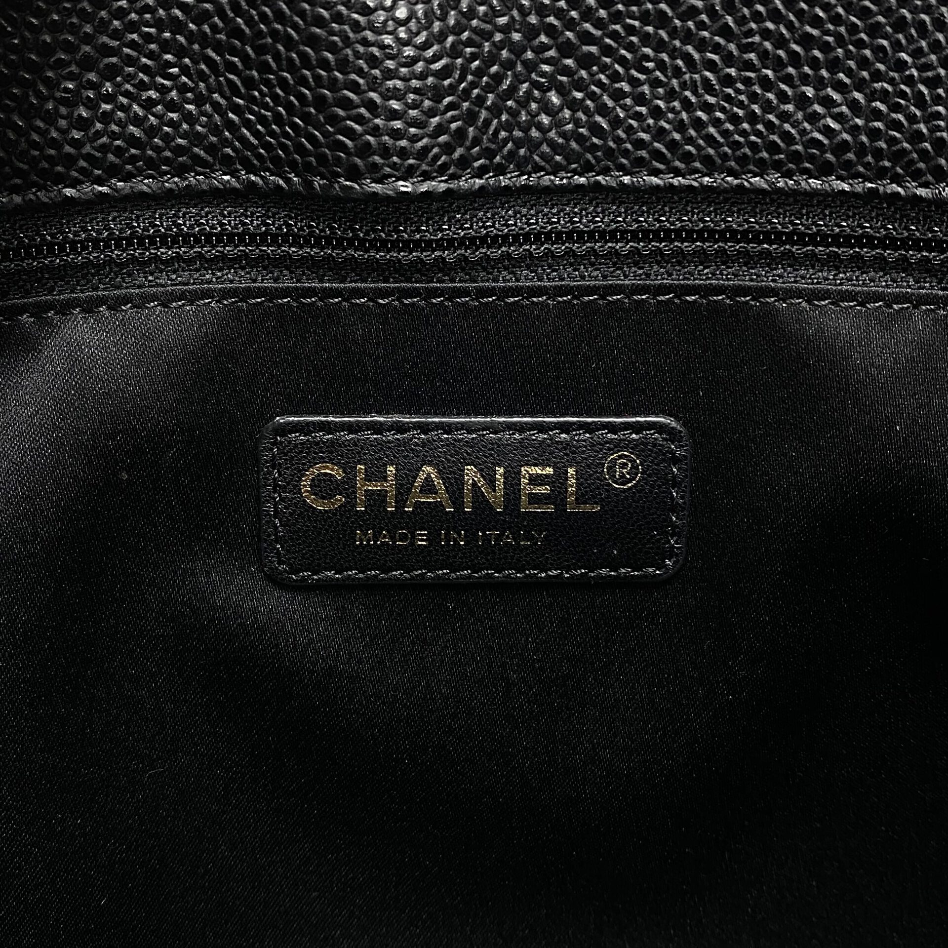 Bolsa Chanel Grand Shopping Tote GST Preta