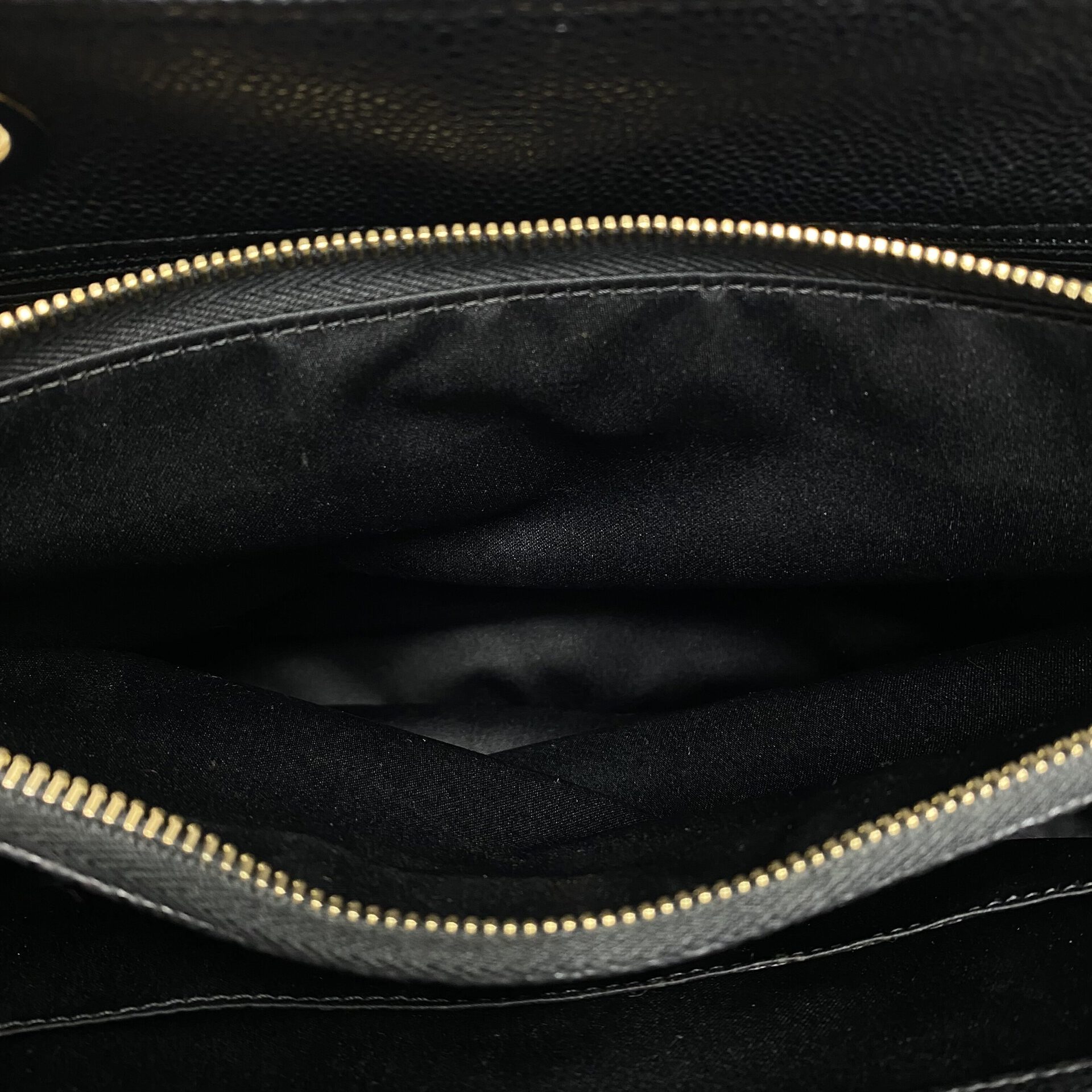Bolsa Chanel Grand Shopping Tote GST Preta