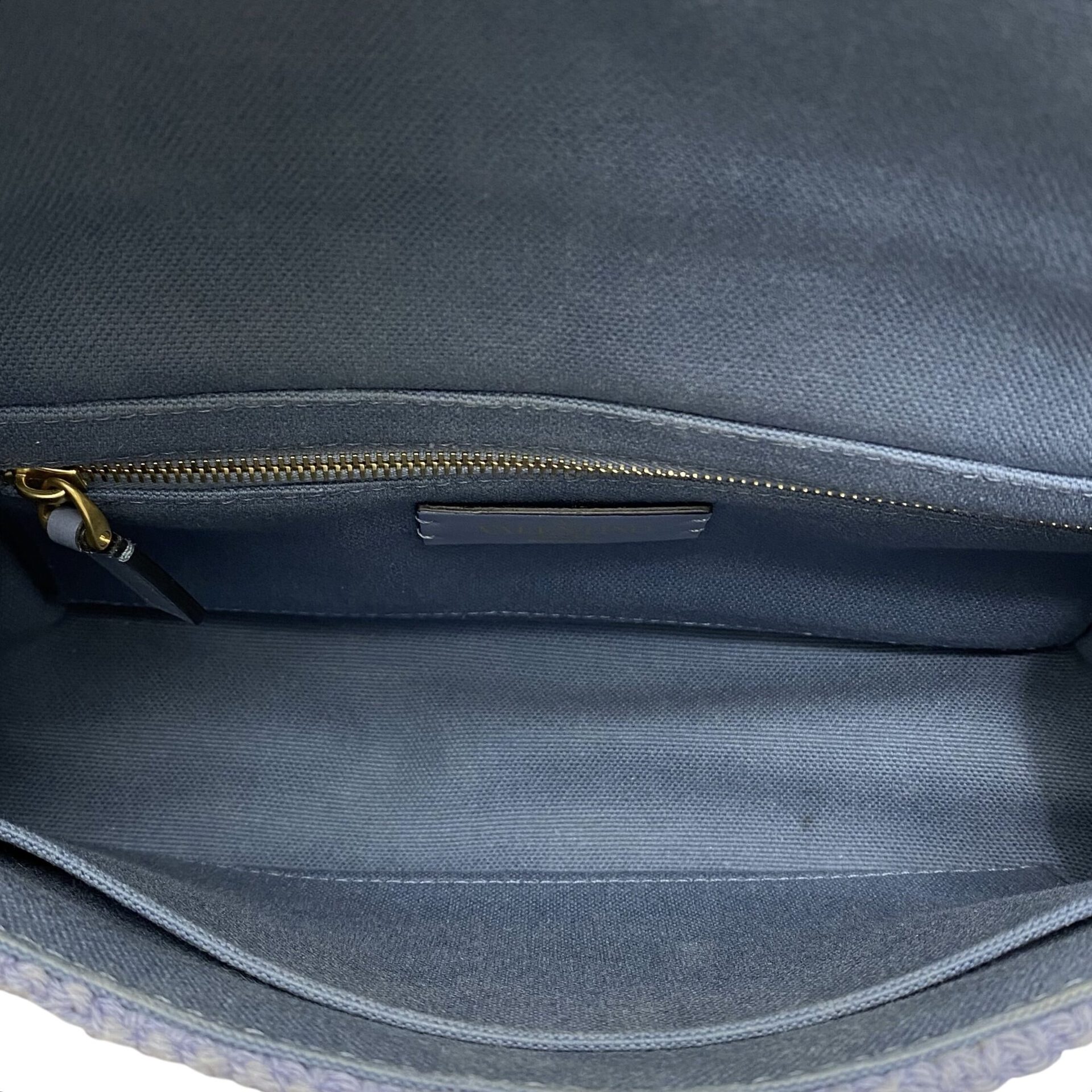 Bolsa Valentino Garavani Roman Stud Tricot Azul
