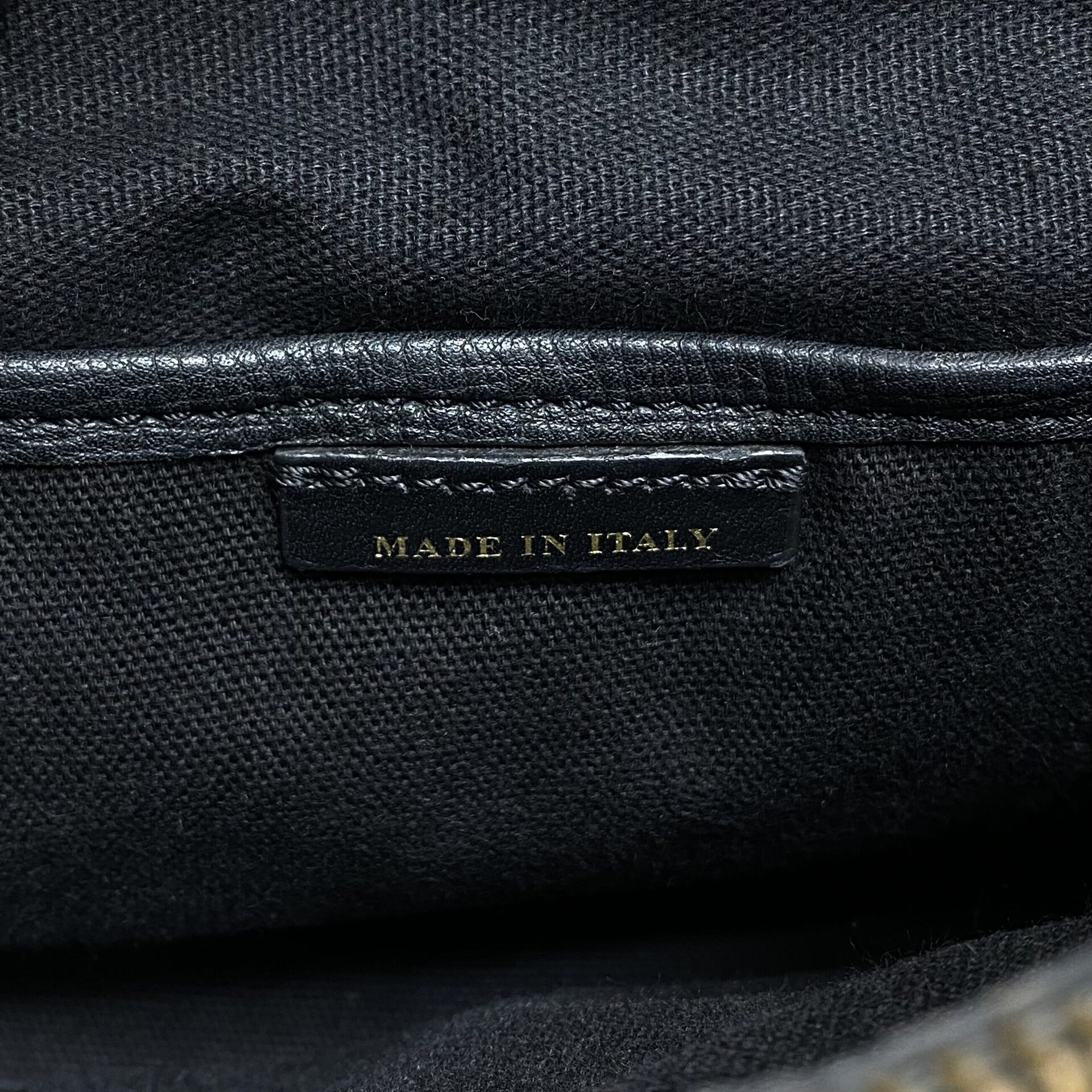 Bolsa Burberry Banner Couro Preta