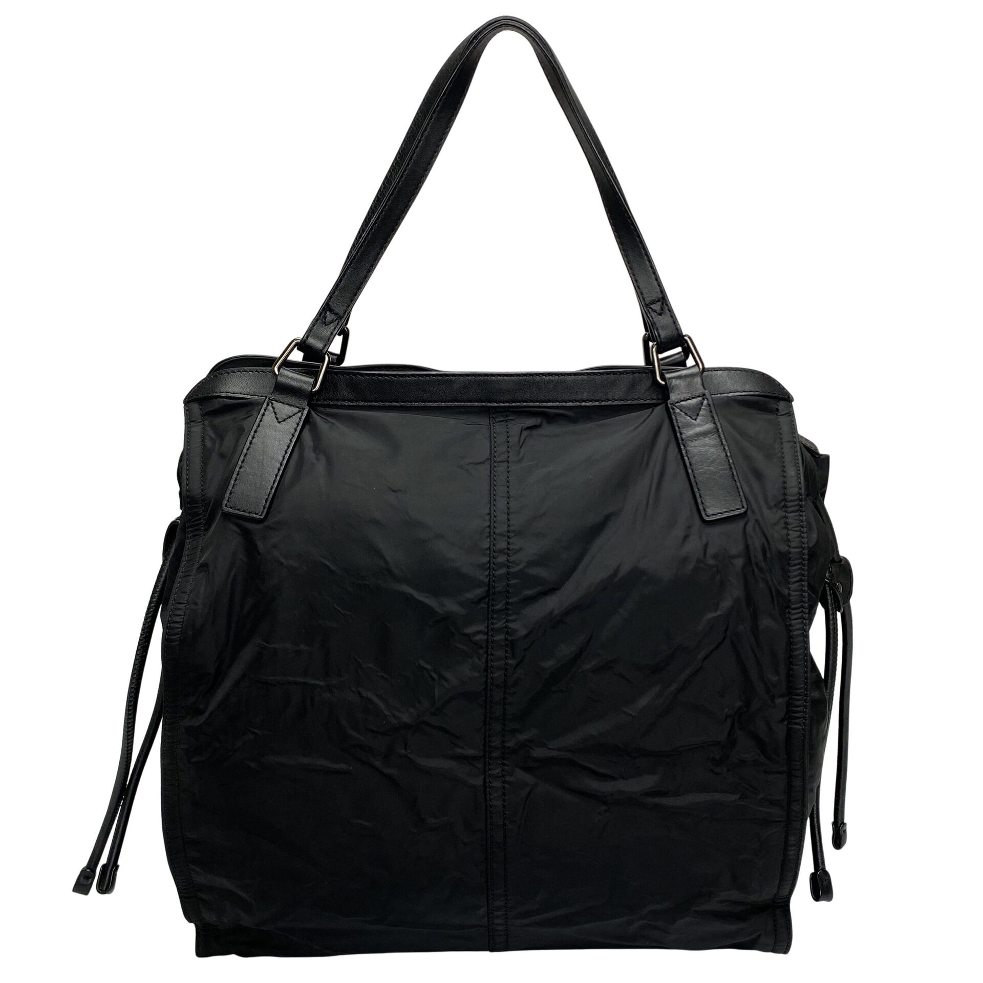 Bolsa Burberry Buckleigh Packable Nylon Preta
