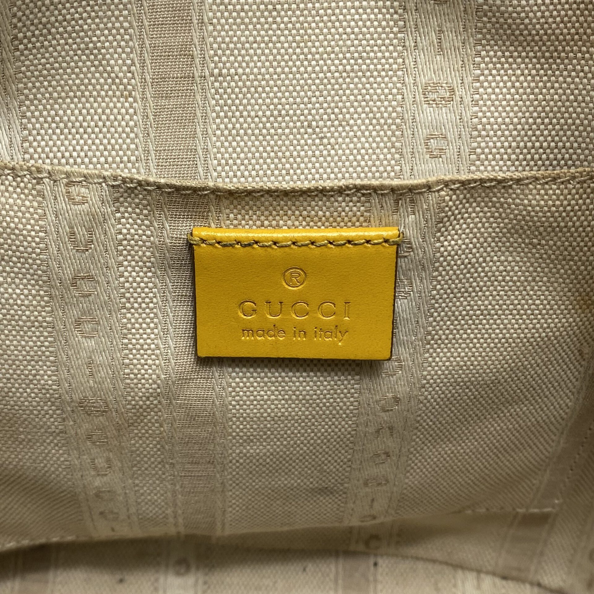 Bolsa Gucci Bucket Diamante Amarela