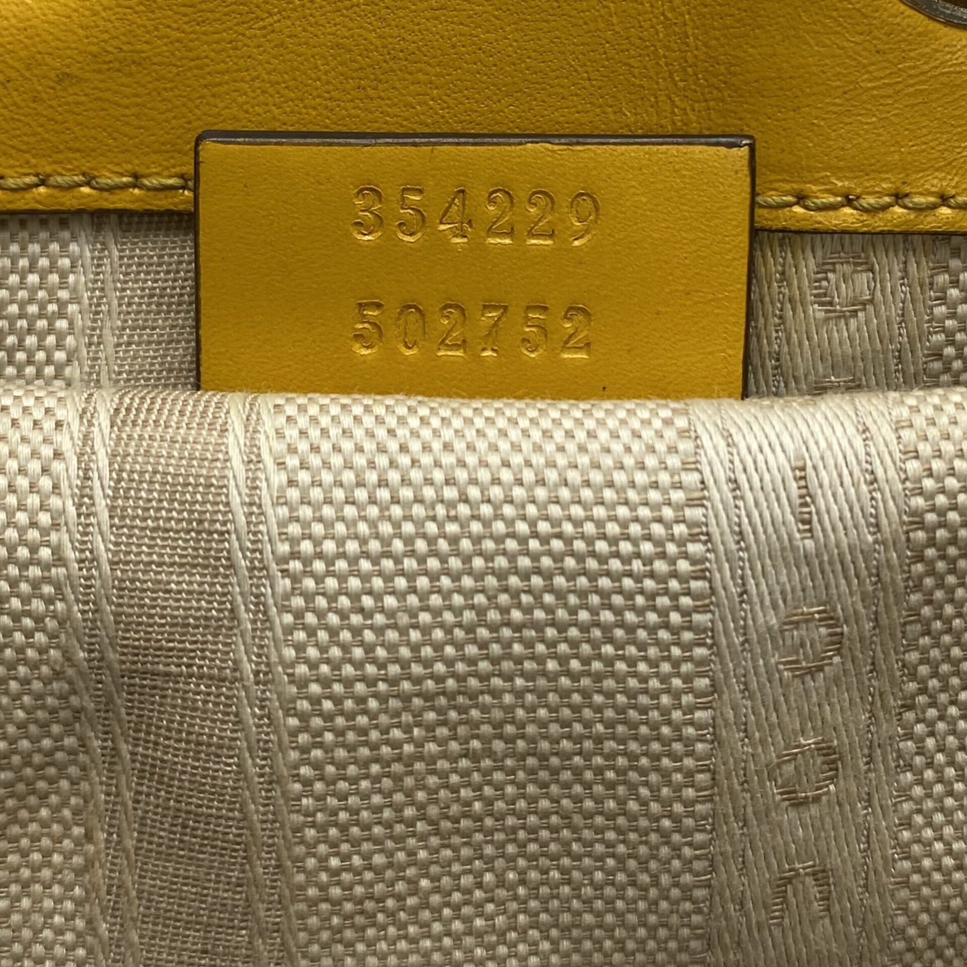 Bolsa Gucci Bucket Diamante Amarela