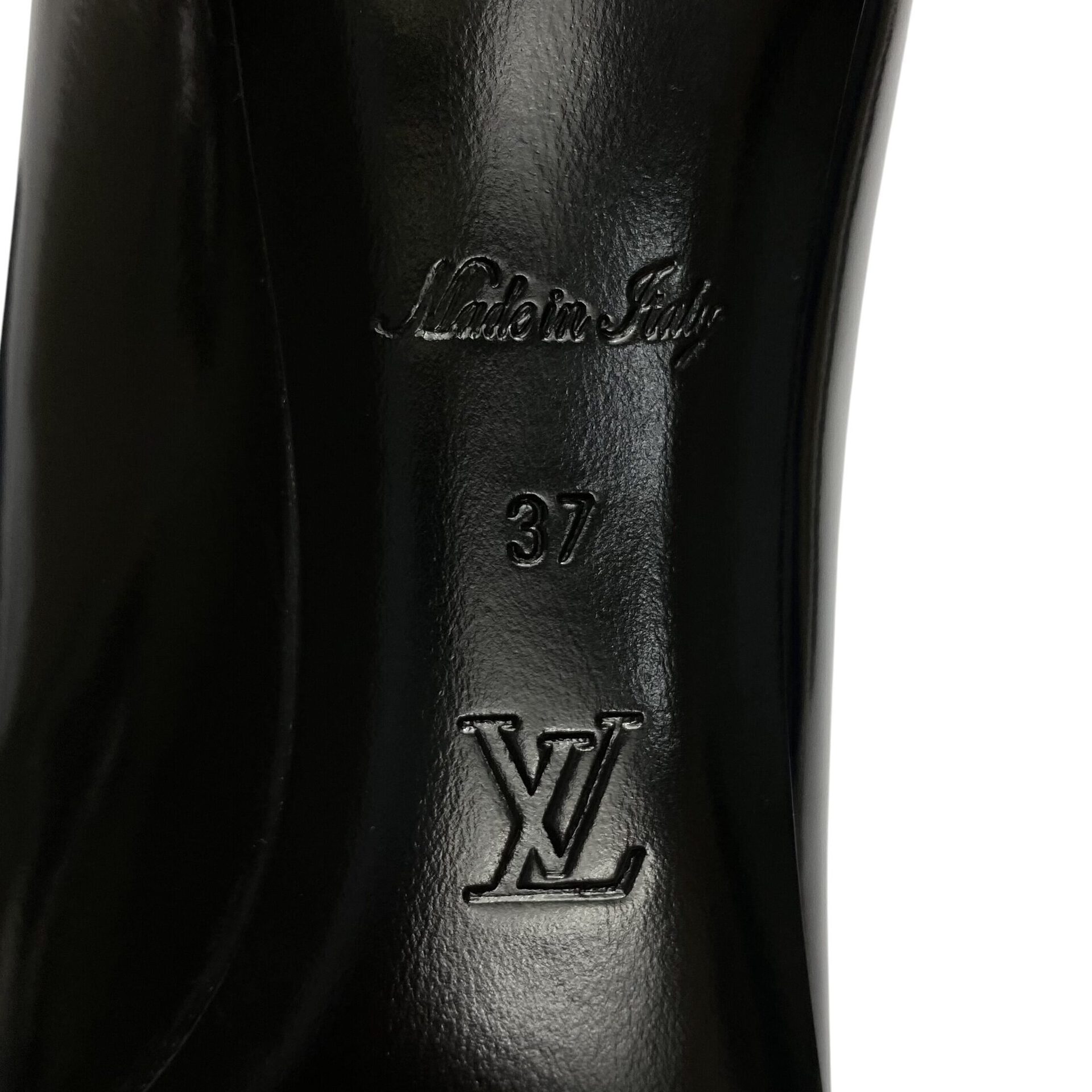 Scarpin Louis Vuitton Verniz Preto