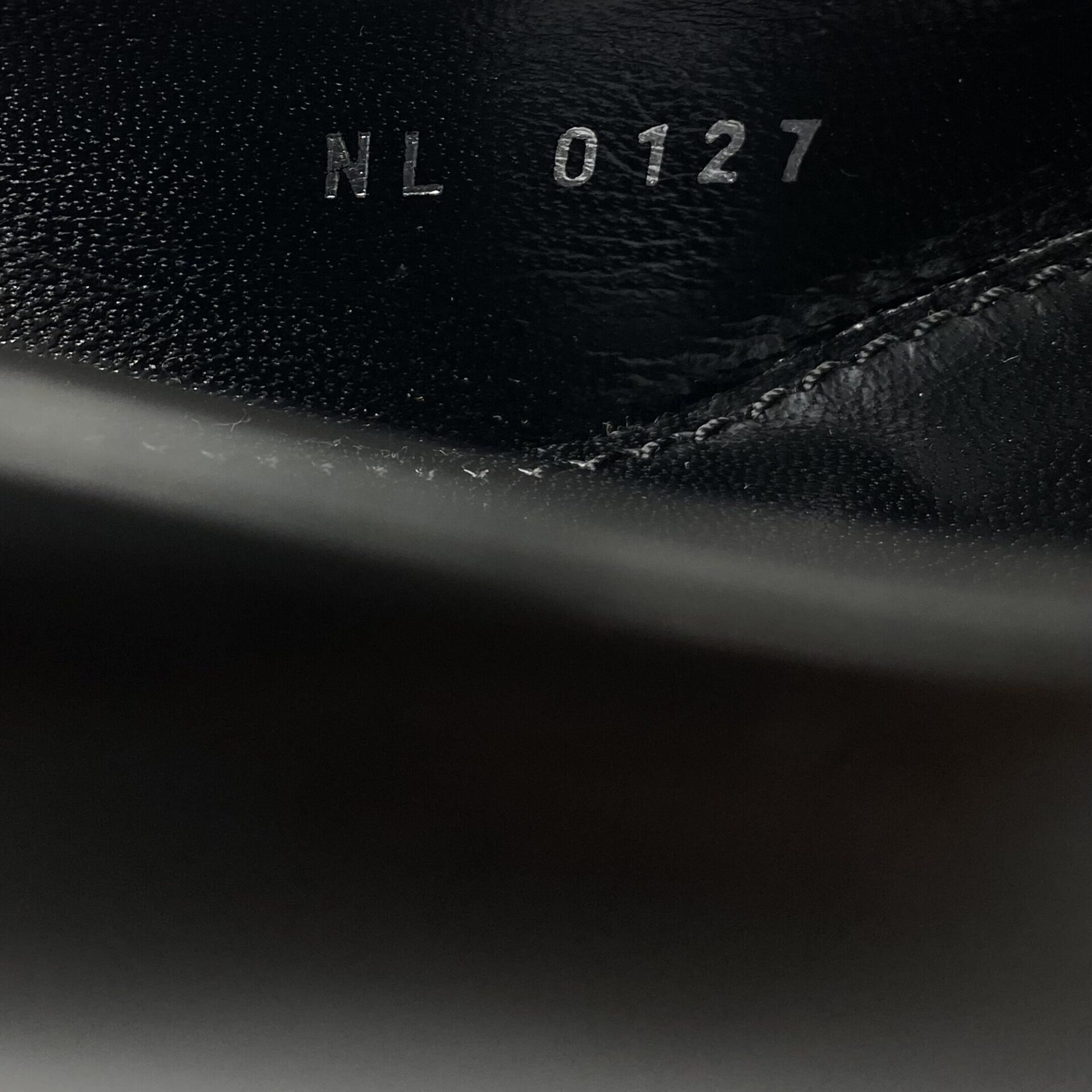 Scarpin Louis Vuitton Verniz Preto