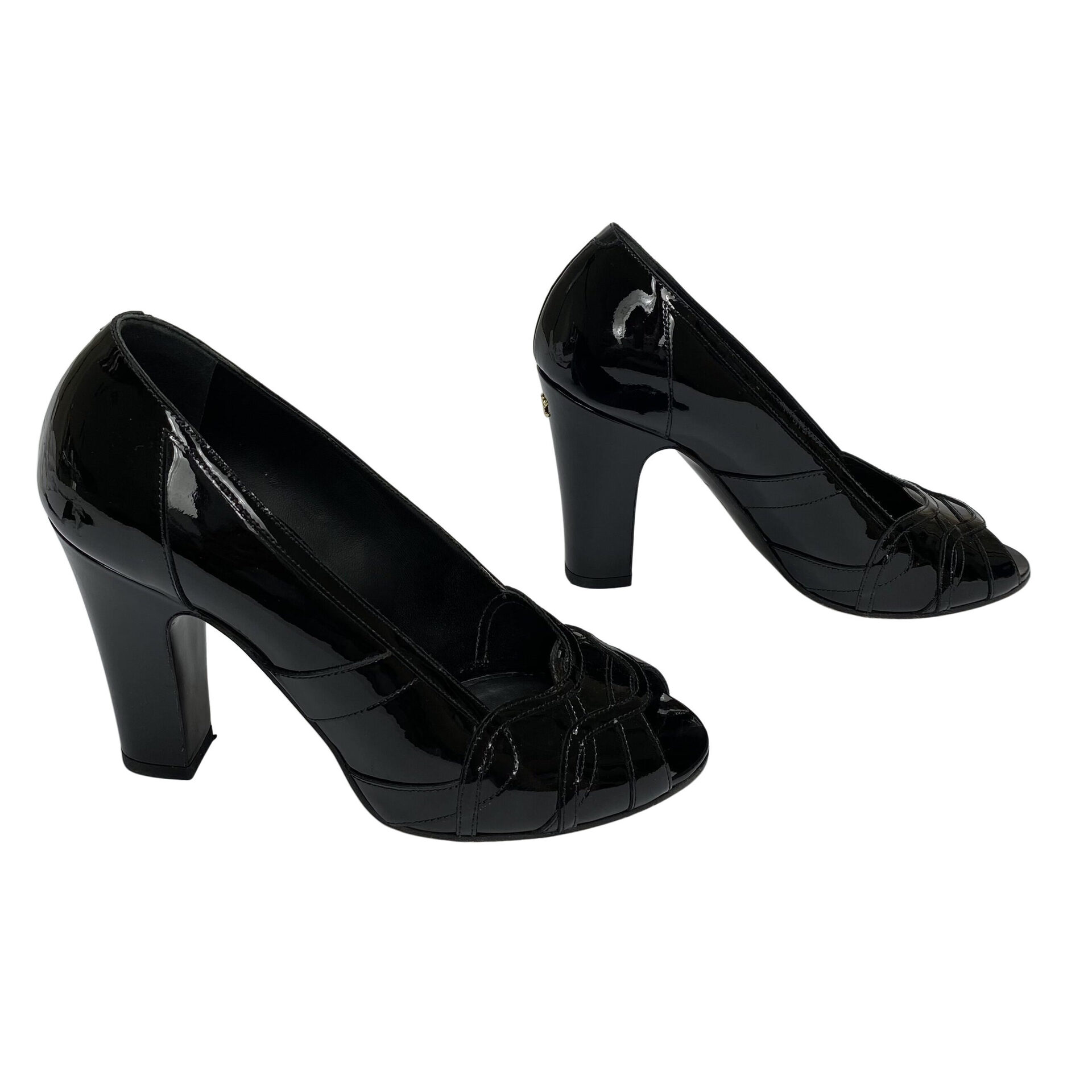 Peep Toe Chanel Verniz Preto